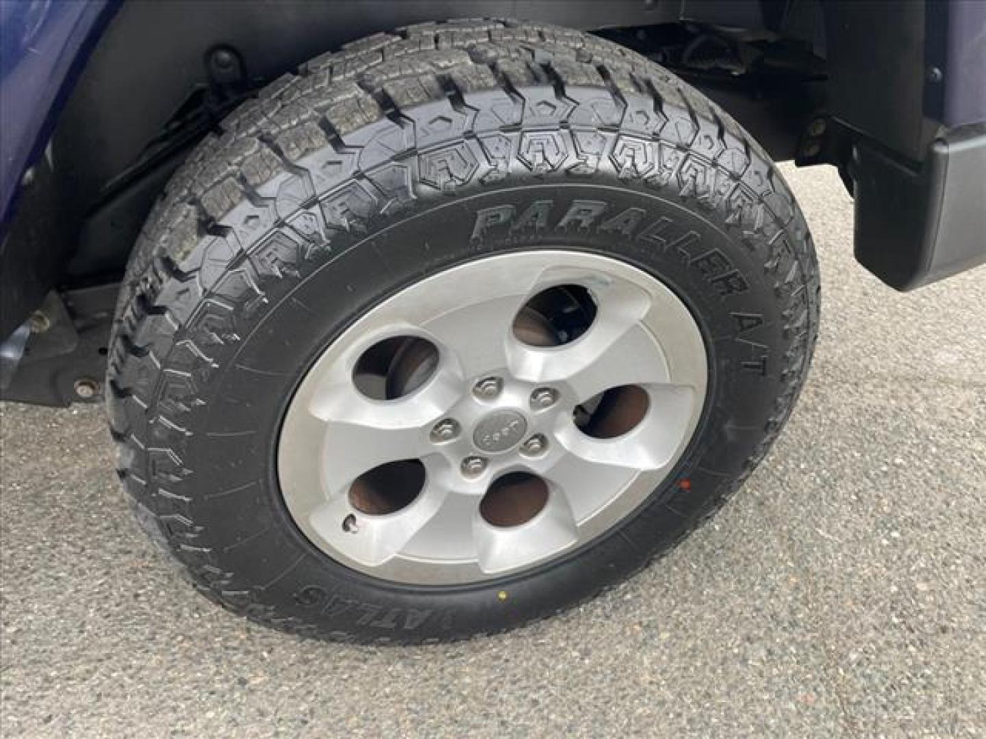 2013 True Blue Pearl Coat Jeep Wrangler Unlimited Sahara (1C4BJWEG7DL) with an 3.6L 3.6L V6 285hp 260ft. lbs. Sequential Multiport Fuel Injection engine, 5-Speed Automatic transmission, located at 800 Riverside Ave, Roseville, CA, 95678, 916-773-4549 & Toll Free: 866-719-4393, 38.732265, -121.291039 - 4X4 UMLIMITED SAHARA NEW SOFT TOP NEW TIRES - Photo#6