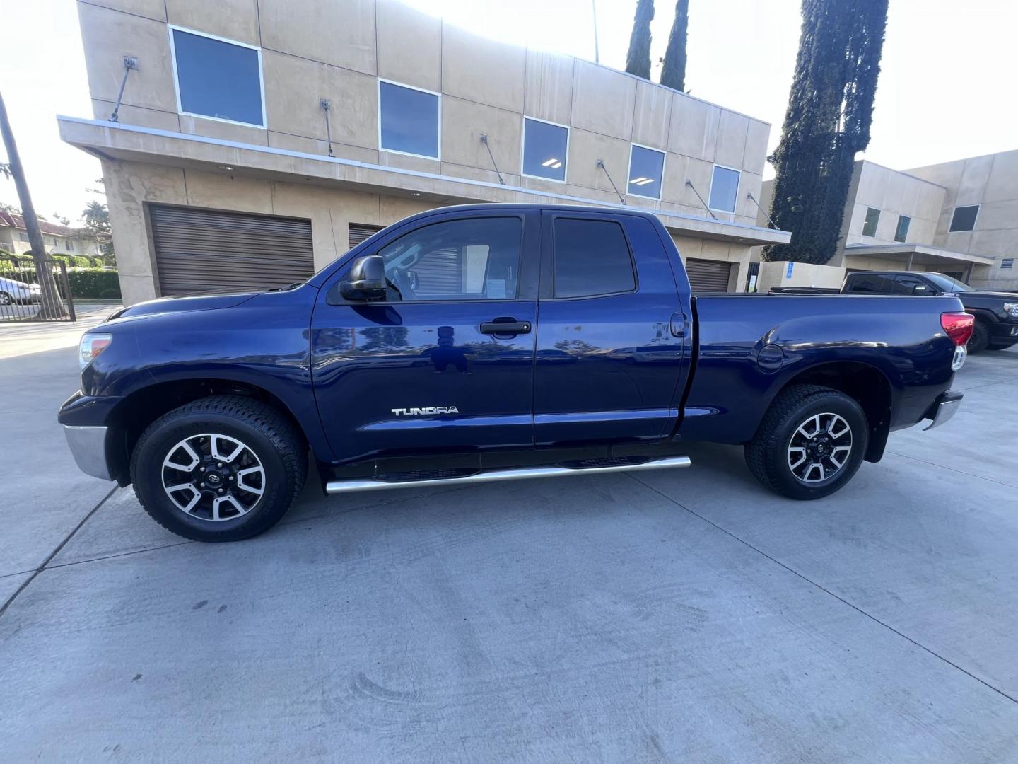 2013 Nautial Blue Metallic /Gray Toyota Tundra Tundra-Grade Double Cab 4.6L 2WD (5TFRM5F11DX) with an 4.6L V8 DOHC 32V engine, 5-Speed Automatic Overdrive transmission, located at 30 S. Berkeley Avenue, Pasadena, CA, 91107, (626) 248-7567, 34.145447, -118.109398 - Photo#1
