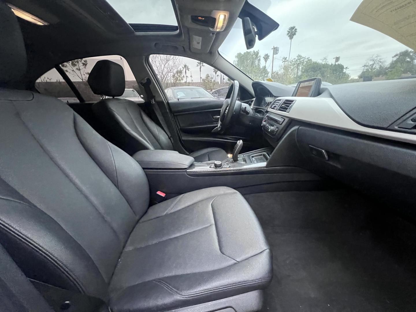 2014 Alpine White /Black BMW 3-Series 320i Sedan (WBA3C3G53EN) with an 2.0L L4 DOHC 16V engine, Automatic transmission, located at 30 S. Berkeley Avenue, Pasadena, CA, 91107, (626) 248-7567, 34.145447, -118.109398 - Experience luxury, performance, and affordability with this stunning 2014 BMW 320i, a vehicle that perfectly blends style, power, and advanced technology. Whether you're looking for a reliable commuter car or a sophisticated ride for your weekend adventures, the 2014 BMW 320i has you covered. And wi - Photo#32