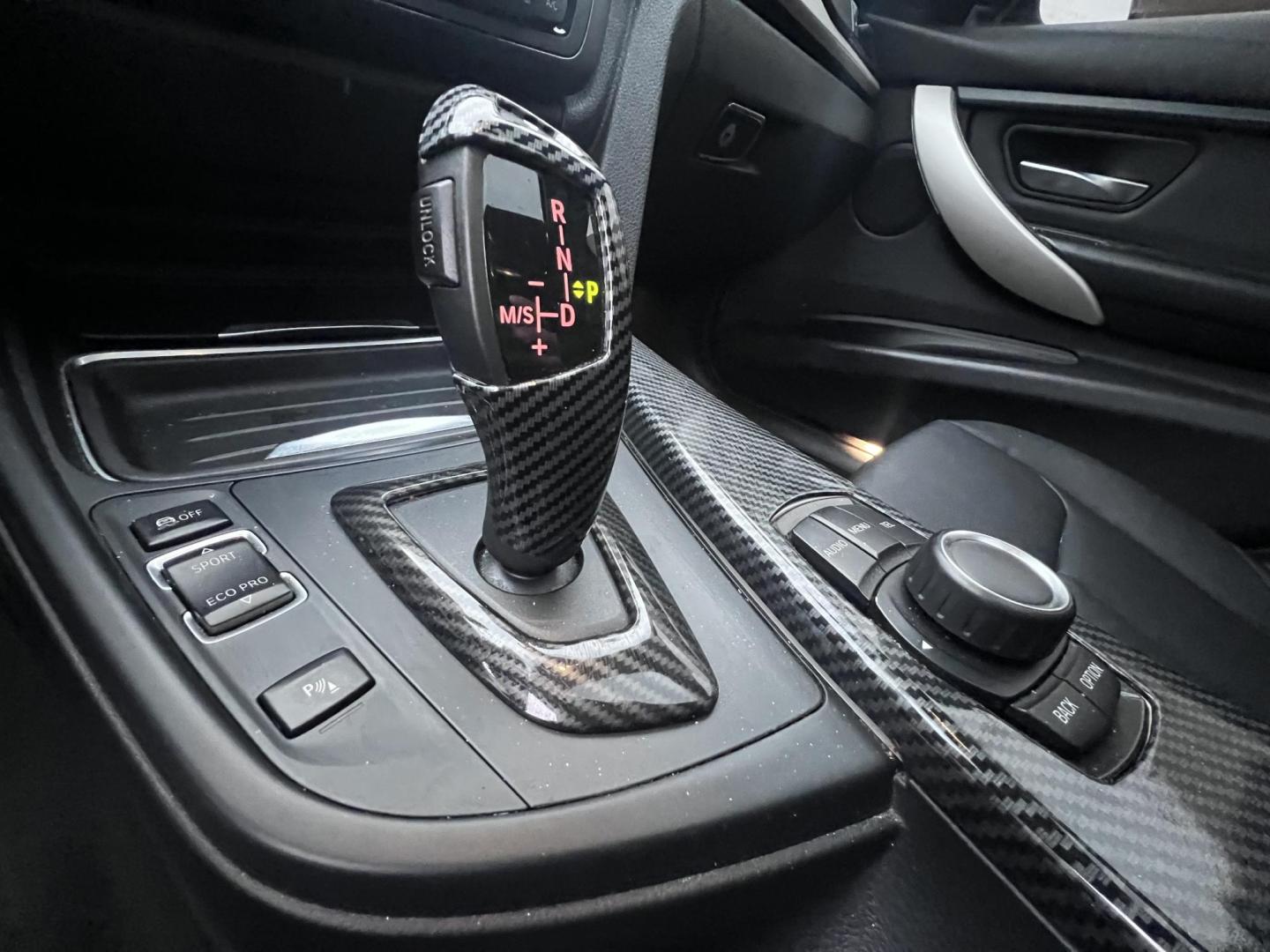 2014 Alpine White /Black BMW 3-Series 320i Sedan (WBA3C3G53EN) with an 2.0L L4 DOHC 16V engine, Automatic transmission, located at 30 S. Berkeley Avenue, Pasadena, CA, 91107, (626) 248-7567, 34.145447, -118.109398 - Experience luxury, performance, and affordability with this stunning 2014 BMW 320i, a vehicle that perfectly blends style, power, and advanced technology. Whether you're looking for a reliable commuter car or a sophisticated ride for your weekend adventures, the 2014 BMW 320i has you covered. And wi - Photo#35