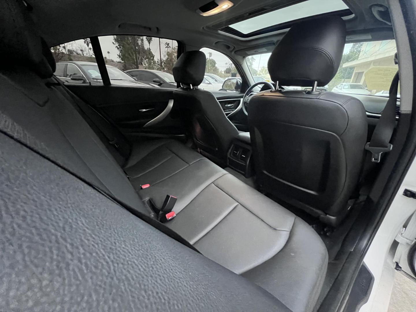 2014 Alpine White /Black BMW 3-Series 320i Sedan (WBA3C3G53EN) with an 2.0L L4 DOHC 16V engine, Automatic transmission, located at 30 S. Berkeley Avenue, Pasadena, CA, 91107, (626) 248-7567, 34.145447, -118.109398 - Experience luxury, performance, and affordability with this stunning 2014 BMW 320i, a vehicle that perfectly blends style, power, and advanced technology. Whether you're looking for a reliable commuter car or a sophisticated ride for your weekend adventures, the 2014 BMW 320i has you covered. And wi - Photo#36