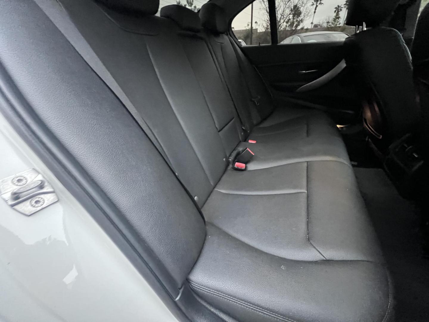 2014 Alpine White /Black BMW 3-Series 320i Sedan (WBA3C3G53EN) with an 2.0L L4 DOHC 16V engine, Automatic transmission, located at 30 S. Berkeley Avenue, Pasadena, CA, 91107, (626) 248-7567, 34.145447, -118.109398 - Experience luxury, performance, and affordability with this stunning 2014 BMW 320i, a vehicle that perfectly blends style, power, and advanced technology. Whether you're looking for a reliable commuter car or a sophisticated ride for your weekend adventures, the 2014 BMW 320i has you covered. And wi - Photo#37