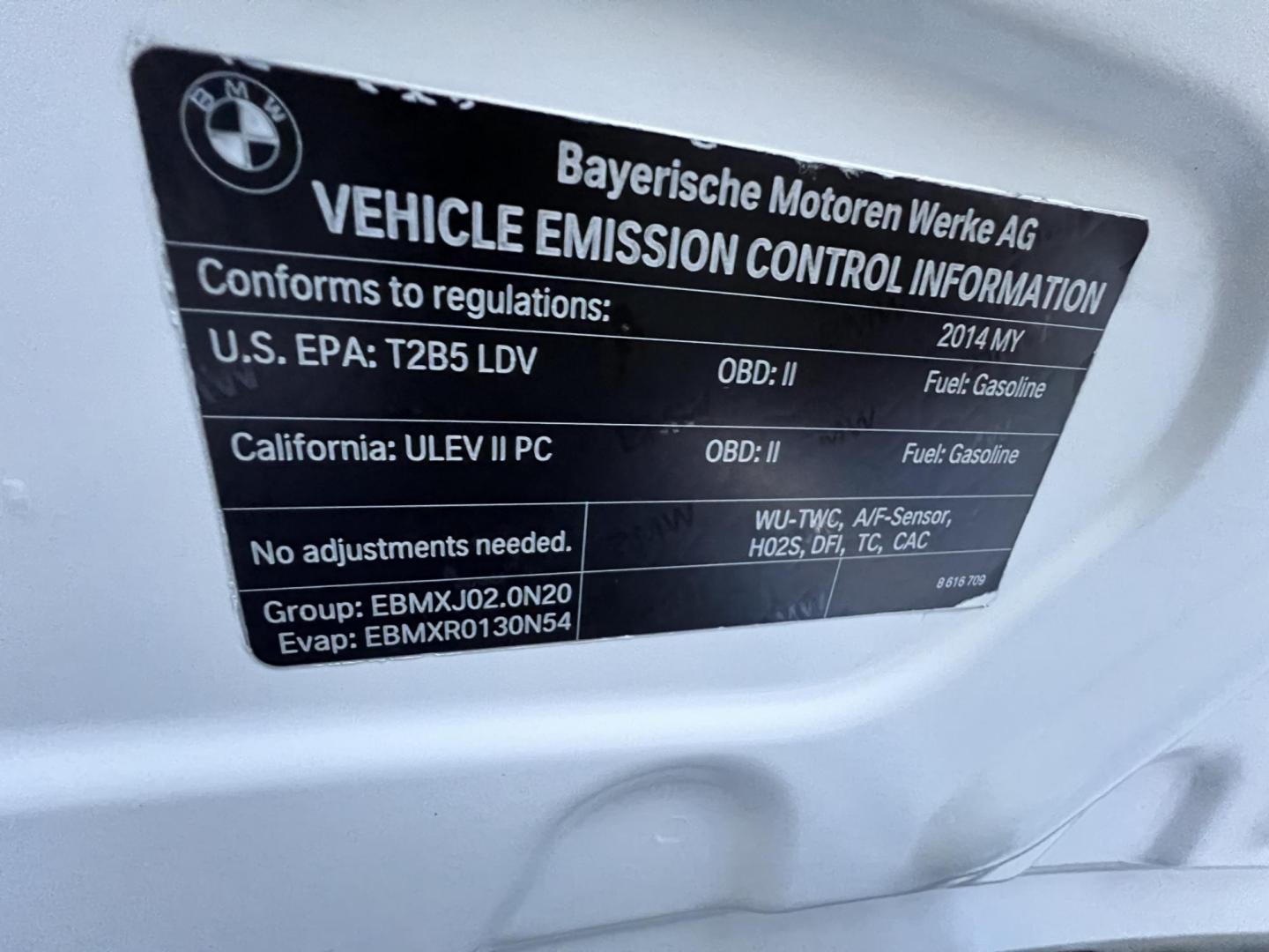 2014 Alpine White /Black BMW 4-Series 428i coupe (WBA3N3C5XEK) with an 2.0L L4 DOHC 16V engine, Automatic transmission, located at 30 S. Berkeley Avenue, Pasadena, CA, 91107, (626) 248-7567, 34.145447, -118.109398 - Photo#17