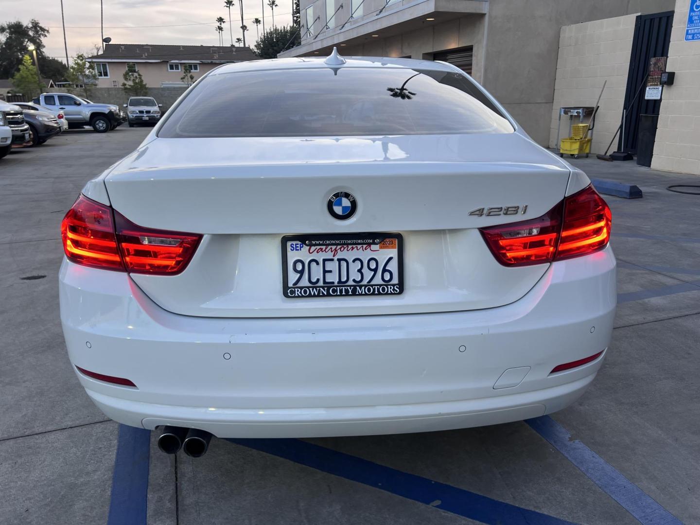2014 Alpine White /Black BMW 4-Series 428i coupe (WBA3N3C5XEK) with an 2.0L L4 DOHC 16V engine, Automatic transmission, located at 30 S. Berkeley Avenue, Pasadena, CA, 91107, (626) 248-7567, 34.145447, -118.109398 - Photo#4
