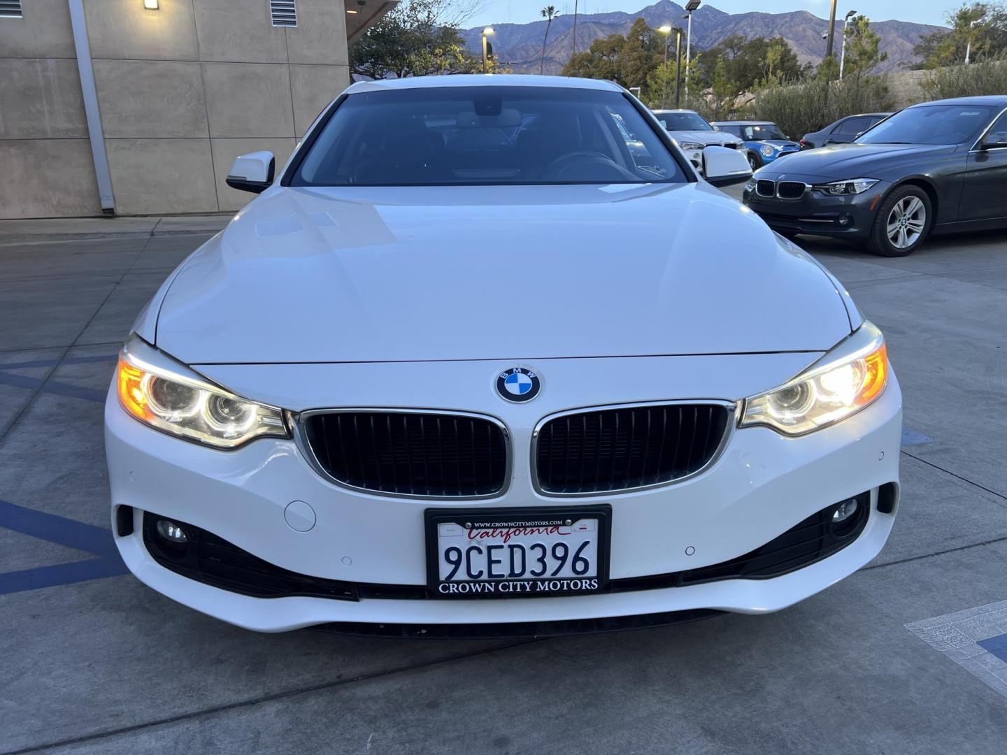 2014 Alpine White /Black BMW 4-Series 428i coupe (WBA3N3C5XEK) with an 2.0L L4 DOHC 16V engine, Automatic transmission, located at 30 S. Berkeley Avenue, Pasadena, CA, 91107, (626) 248-7567, 34.145447, -118.109398 - Photo#6