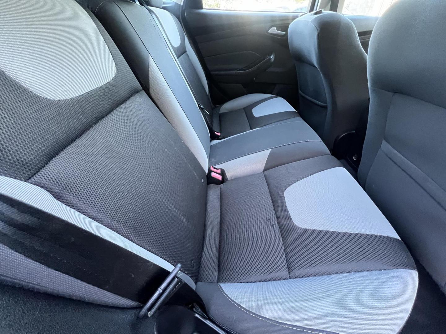 2014 Gray /Balck Ford Focus SE Hatch (1FADP3K21EL) with an 2.0L L4 DOHC 16V engine, Automatic transmission, located at 30 S. Berkeley Avenue, Pasadena, CA, 91107, (626) 248-7567, 34.145447, -118.109398 - Microsoft Sync! Moon-roof! This 2014 Ford Focus SE Hatch looks and drives good. Bad credit? We can help! We are the bank. - Photo#24