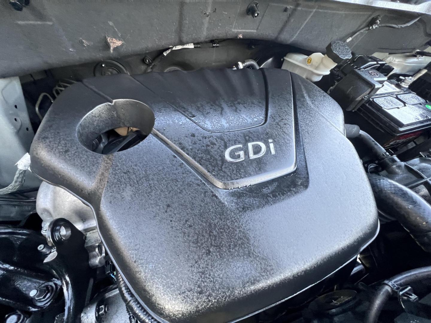 2014 SILVER /Black Kia Soul Base (KNDJN2A29E7) with an 1.6L L4 DOHC 16V engine, Automatic transmission, located at 30 S. Berkeley Avenue, Pasadena, CA, 91107, (626) 248-7567, 34.145447, -118.109398 - Photo#30