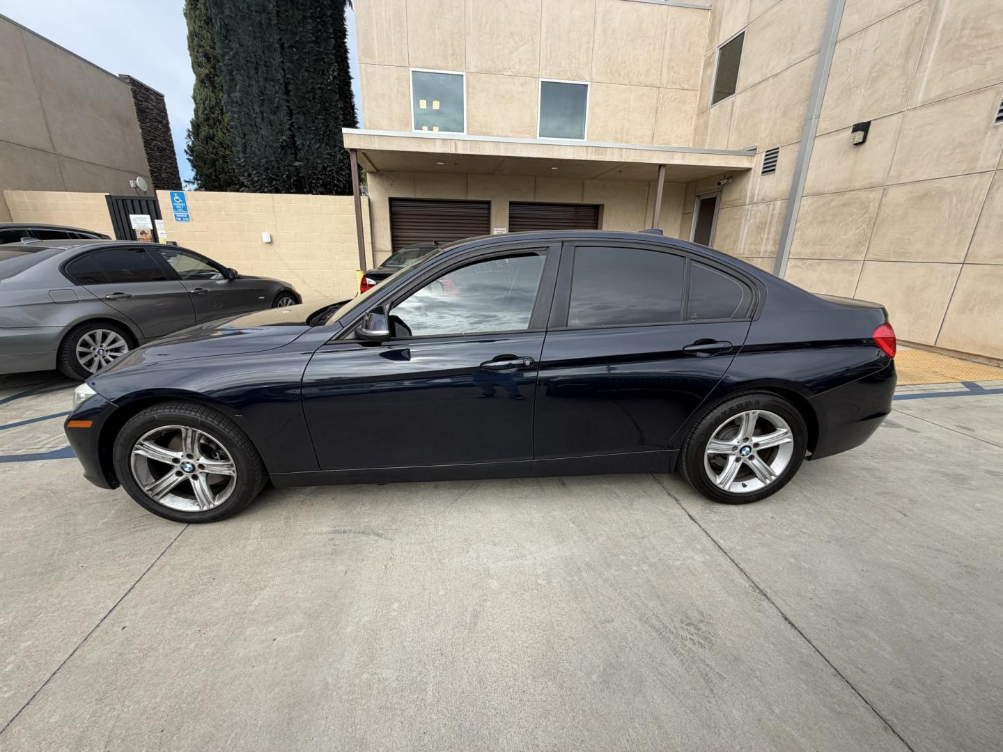 2014 Black /Black BMW 3-Series 328i Sedan (WBA3C1C55EK) with an 2.0L L4 DOHC 16V engine, Automatic transmission, located at 30 S. Berkeley Avenue, Pasadena, CA, 91107, (626) 248-7567, 34.145447, -118.109398 - 2014 BMW 328: Sporty Performance, Luxury, and Easy Bad Credit Financing at Buy Here Pay Here Dealerships If you're searching for a luxury sedan that delivers dynamic performance, cutting-edge technology, and timeless design, the 2014 BMW 328 should be at the top of your list. As part of the iconi - Photo#1