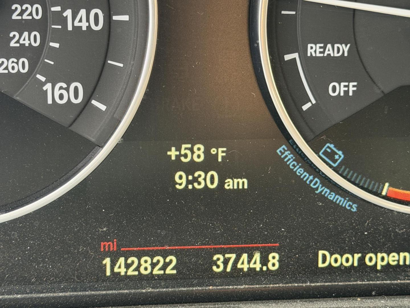 2014 White /Black BMW 3-Series 328i Sedan (WBA3C1C55EK) with an 2.0L L4 DOHC 16V engine, Automatic transmission, located at 30 S. Berkeley Avenue, Pasadena, CA, 91107, (626) 248-7567, 34.145447, -118.109398 - 2014 BMW 3 Series – White – Buy Here Pay Here Financing – Pasadena, CA VIN: WBA3C1C55EK114554 Looking for a white BMW 3 Series with easy financing in Pasadena? This 2014 BMW 3 Series (VIN: WBA3C1C55EK114554) offers luxury, performance, and affordability — with in-house financing design - Photo#5