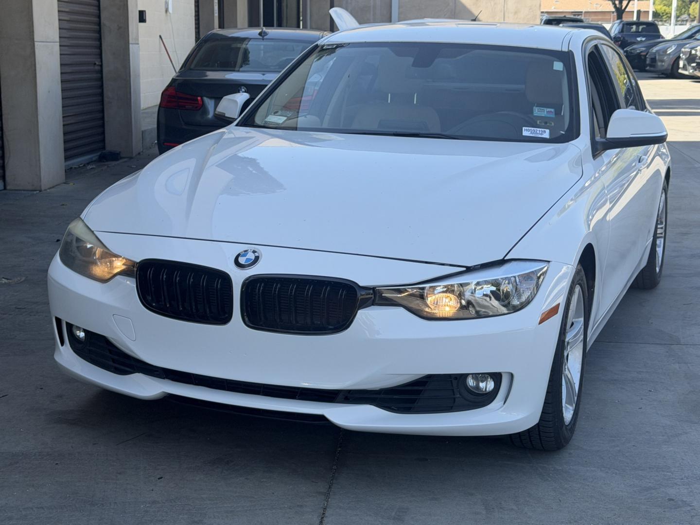 2014 Alpine White /Black BMW 3-Series 328i Sedan (WBA3C1C51EK) with an 2.0L L4 DOHC 16V engine, Automatic transmission, located at 30 S. Berkeley Avenue, Pasadena, CA, 91107, (626) 248-7567, 34.145447, -118.109398 - Drive a 2014 BMW 3 Series Today – Luxury, Performance and Easy Financing at Crown City Motors If you’re looking for a vehicle that perfectly blends luxury, performance, and everyday reliability, this 2014 BMW 3 Series is exactly what you need. Known worldwide for its engineering excellence, - Photo#1