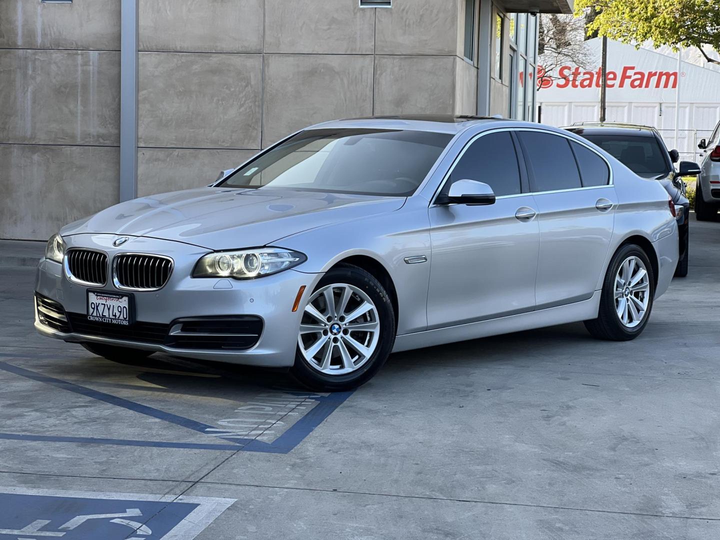 2014 /Gray BMW 5-Series 528i (WBA5A5C53ED) with an 2.0L L4 DOHC 16V TURBO engine, 8-Speed Automatic transmission, located at 30 S. Berkeley Avenue, Pasadena, CA, 91107, (626) 248-7567, 34.145447, -118.109398 - Leather seats! Back up camera! Moon-roof! Navigation! This 2014 BMW 5-Series 528i Crown City Motors is a used “Buy Here Pay Here” car dealer in Pasadena CA. “Buy Here Pay Here” financing, means that when you purchase your vehicle from our dealership, that you make the payments to the deal - Photo#0