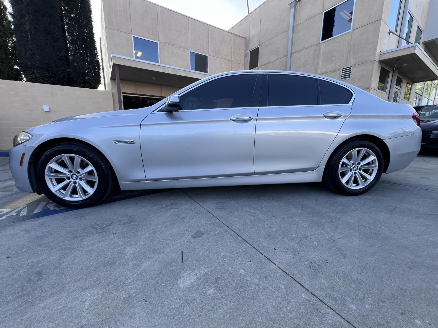 2014 /Gray BMW 5-Series 528i (WBA5A5C53ED) with an 2.0L L4 DOHC 16V TURBO engine, 8-Speed Automatic transmission, located at 30 S. Berkeley Avenue, Pasadena, CA, 91107, (626) 248-7567, 34.145447, -118.109398 - Leather seats! Back up camera! Moon-roof! Navigation! This 2014 BMW 5-Series 528i Crown City Motors is a used “Buy Here Pay Here” car dealer in Pasadena CA. “Buy Here Pay Here” financing, means that when you purchase your vehicle from our dealership, that you make the payments to the deal - Photo#1