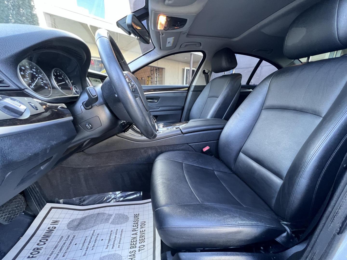 2014 /Gray BMW 5-Series 528i (WBA5A5C53ED) with an 2.0L L4 DOHC 16V TURBO engine, 8-Speed Automatic transmission, located at 30 S. Berkeley Avenue, Pasadena, CA, 91107, (626) 248-7567, 34.145447, -118.109398 - Leather seats! Back up camera! Moon-roof! Navigation! This 2014 BMW 5-Series 528i Crown City Motors is a used “Buy Here Pay Here” car dealer in Pasadena CA. “Buy Here Pay Here” financing, means that when you purchase your vehicle from our dealership, that you make the payments to the deal - Photo#11