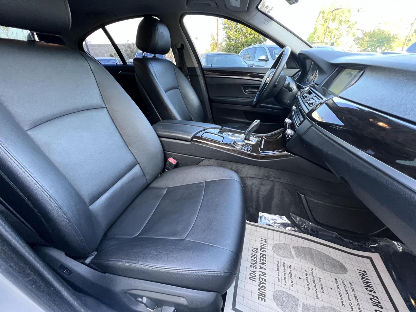 2014 /Gray BMW 5-Series 528i (WBA5A5C53ED) with an 2.0L L4 DOHC 16V TURBO engine, 8-Speed Automatic transmission, located at 30 S. Berkeley Avenue, Pasadena, CA, 91107, (626) 248-7567, 34.145447, -118.109398 - Leather seats! Back up camera! Moon-roof! Navigation! This 2014 BMW 5-Series 528i Crown City Motors is a used “Buy Here Pay Here” car dealer in Pasadena CA. “Buy Here Pay Here” financing, means that when you purchase your vehicle from our dealership, that you make the payments to the deal - Photo#18