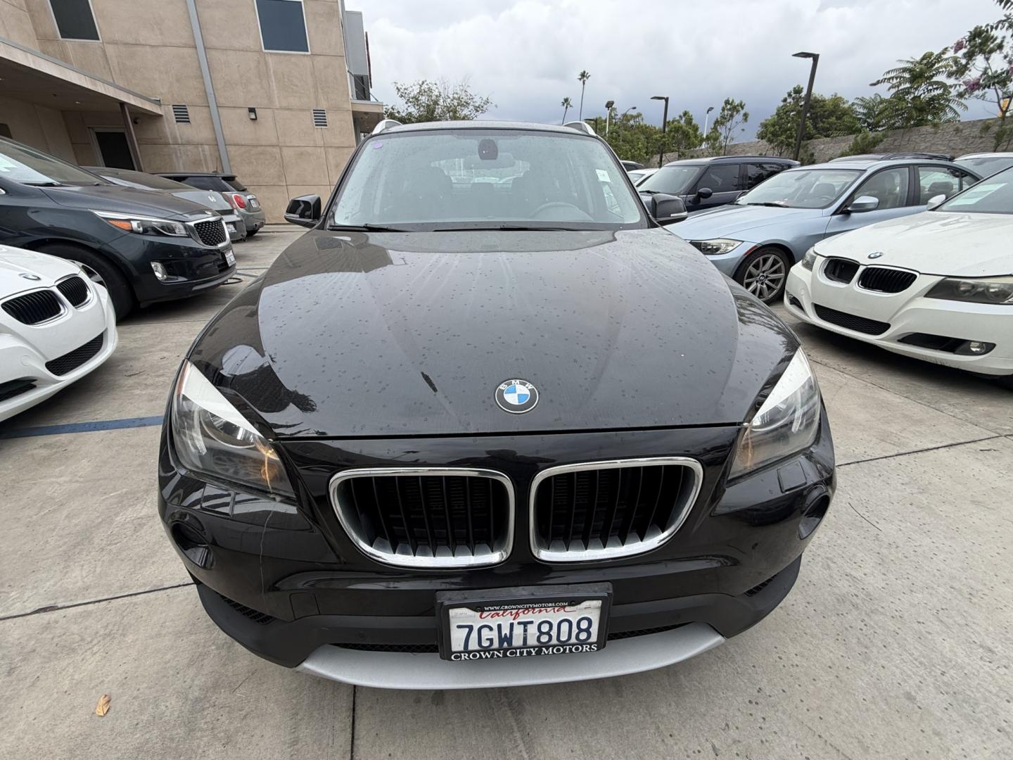 2014 Black /Black BMW X1 xDrive28i (WBAVL1C51EV) with an 2.0L L4 DOHC 16V engine, 8-Speed Automatic transmission, located at 30 S. Berkeley Avenue, Pasadena, CA, 91107, (626) 248-7567, 34.145447, -118.109398 - 2014 BMW X1 sDrive28i (Black on Black) – Pasadena Buy Here Pay Here | In-House Financing and Guaranteed Approval List Price: $7,795 | Dealer Document Fee: +$85.00 | Electronic Filing Fee: +$37.00 | Crown City Motors Price: $7,917 Drive today with bad credit, no credit, repossession, or bankr- Photo#5