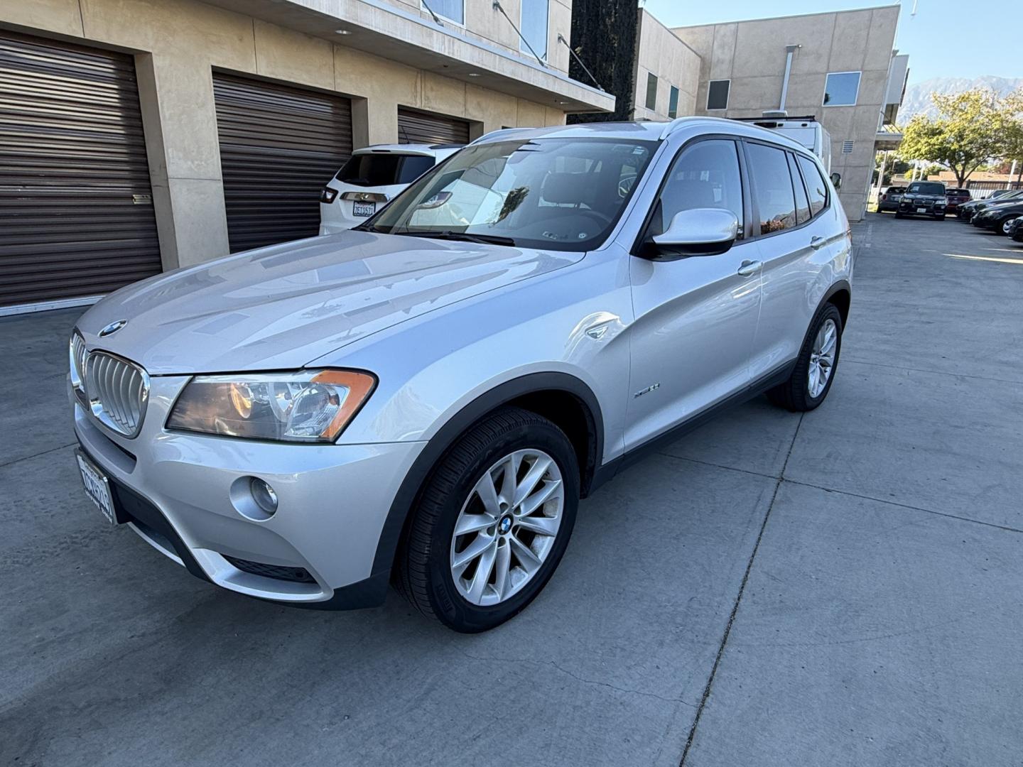 2014 Gray metallic /Black BMW X3 xDrive28i (5UXWX9C59E0) with an 2.0L L4 DOHC 16V engine, 8-Speed Automatic transmission, located at 30 S. Berkeley Avenue, Pasadena, CA, 91107, (626) 248-7567, 34.145447, -118.109398 - 2014 BMW X3 xDrive35i AWD – Luxury, Performance, and All-Weather Confidence Looking for a luxury SUV that delivers exhilarating performance, premium comfort, and advanced German engineering? This 2014 BMW X3 xDrive35i AWD is an outstanding choice. Powered by BMW's legendary turbocharged 3.0L in - Photo#0