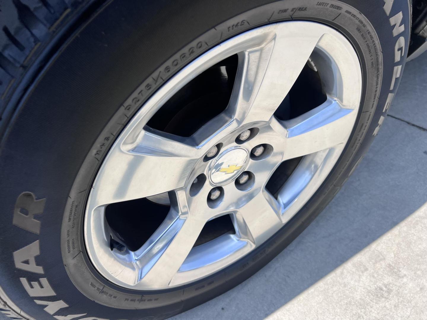 2014 Silver /Gray Chevrolet Silverado 1500 1LT Crew Cab 2WD (3GCPCREC0EG) with an 4.8L V8 OHV 16V engine, 6-Speed Automatic transmission, located at 30 S. Berkeley Avenue, Pasadena, CA, 91107, (626) 248-7567, 34.145447, -118.109398 - 2014 Chevrolet Silverado 1500 – Reliable, Powerful, and Ready for the Road – Buy Here Pay Here Available! Looking for a rugged and dependable full-size pickup truck that can handle both work and play? Look no further than this 2014 Chevrolet Silverado 1500, now available at Crown City Motors - Photo#17