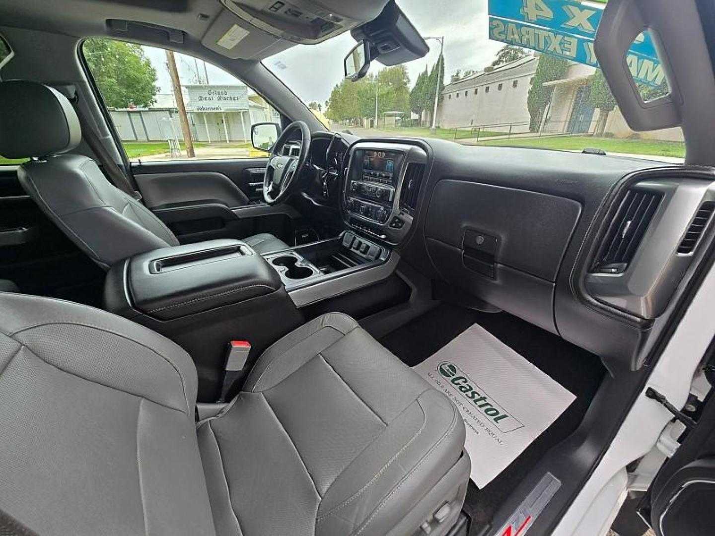 2014 WHITE Chevrolet Silverado 1500 4WD (3GCUKSEC1EG) with an V8 EcoTec3 Flex Fuel 5.3L engine, Auto 6-Spd HD Overdrive transmission, located at 246 E Walker St., Orland, 95963, (530) 865-5800, 39.747589, -122.178398 - Photo#16