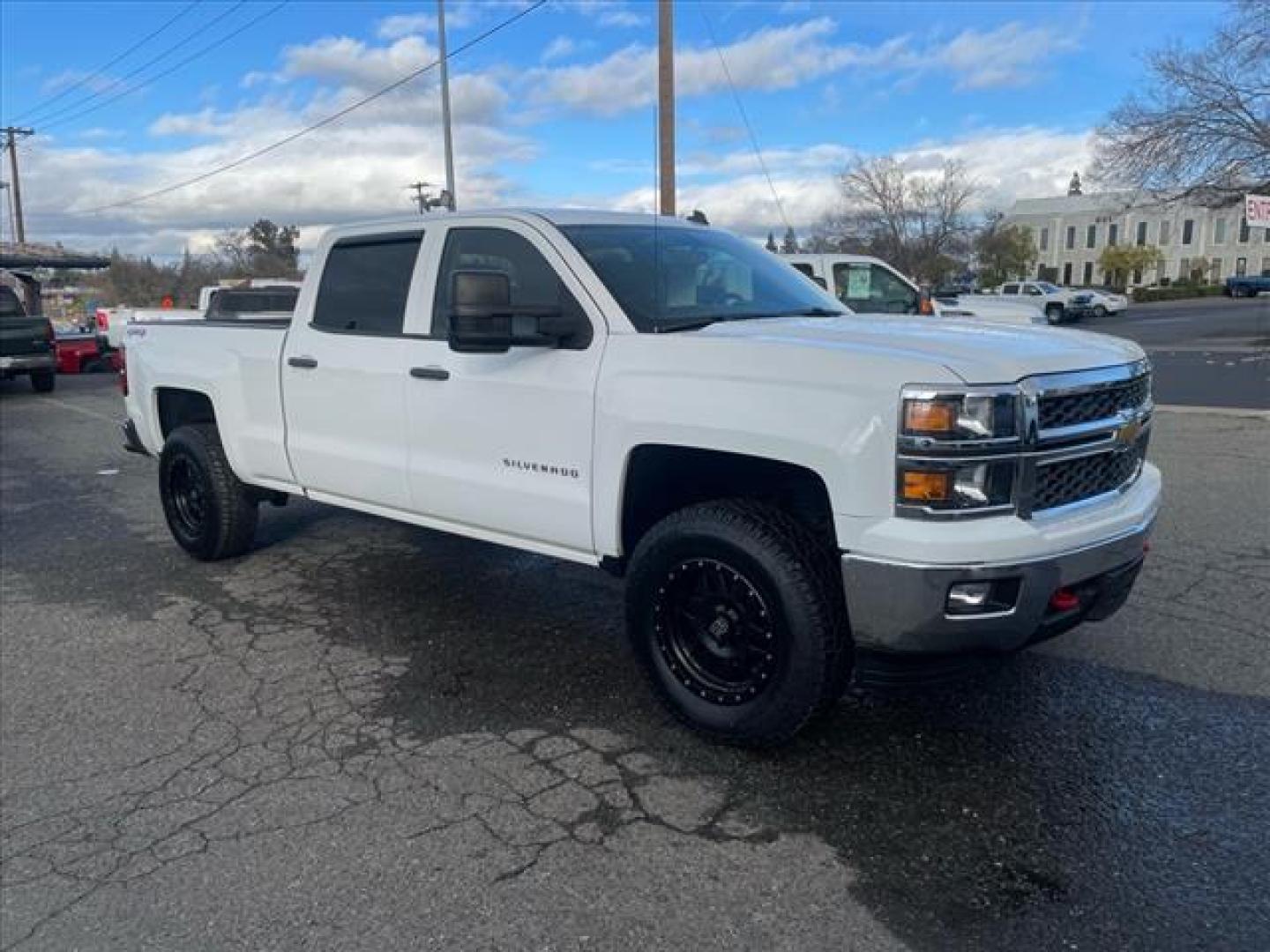 2014 Summit White Chevrolet Silverado 1500 LT (3GCUKREC7EG) with an 5.3L EcoTec3 5.3L Flex Fuel V8 355hp 383ft. lbs. Direct Injection engine, 6-Speed Shiftable Automatic w/Overdrive transmission, located at 800 Riverside Ave, Roseville, CA, 95678, 916-773-4549 & Toll Free: 866-719-4393, 38.732265, -121.291039 - 4X4 CREW CAB LT 95K MILES - Photo#1