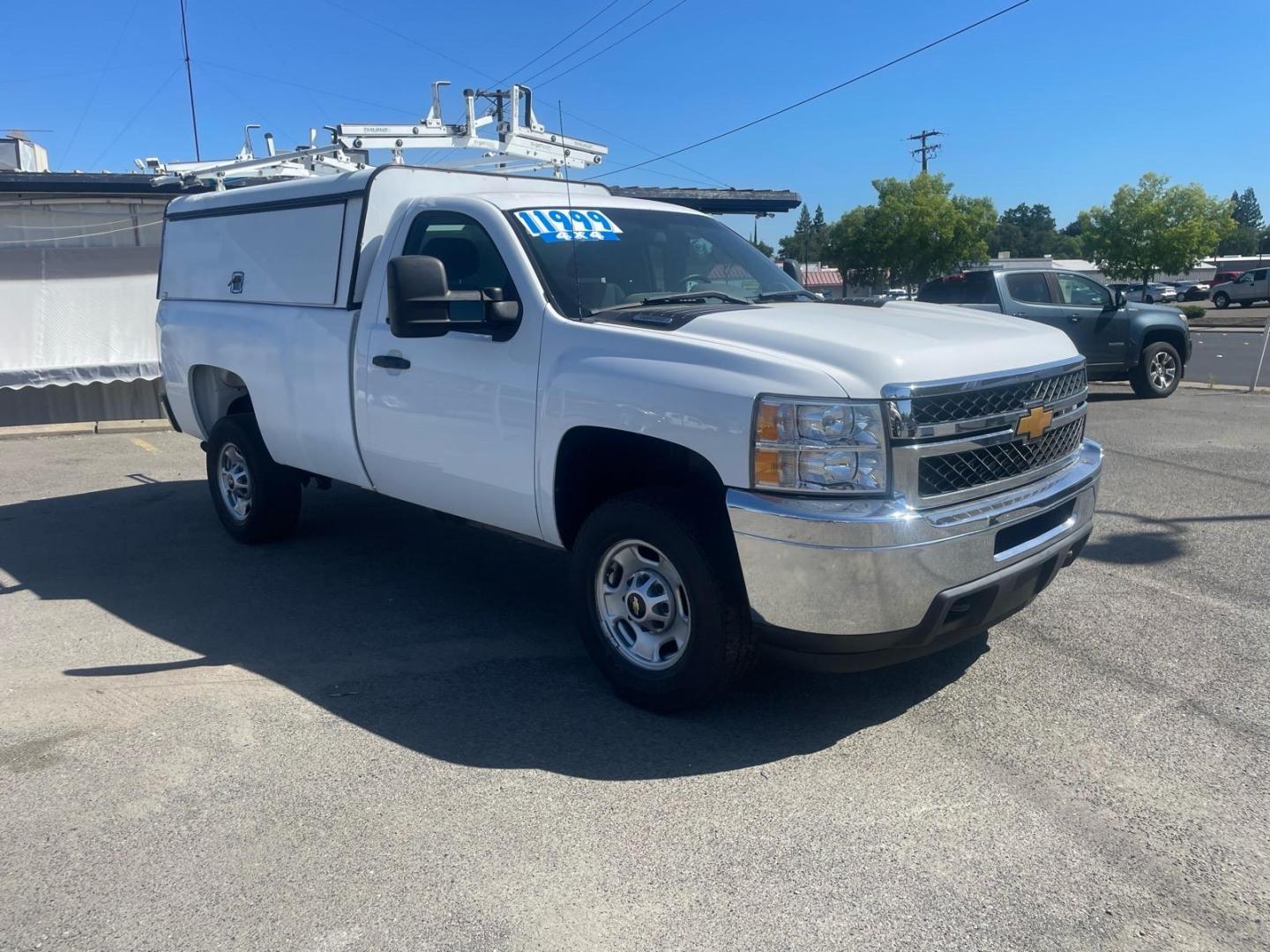 2014 White Chevrolet Silverado 2500HD Work Truck (1GC0KVEG2EF) with an 6.0L Vortec 6.0L Flex Fuel V8 360hp 380ft. lbs. Sequential Electronic Fuel Injection engine, 6-Speed Shiftable Automatic transmission, located at 800 Riverside Ave, Roseville, CA, 95678, 916-773-4549 & Toll Free: 866-719-4393, 38.732265, -121.291039 - 4X4 ONE OWNER- Photo#2