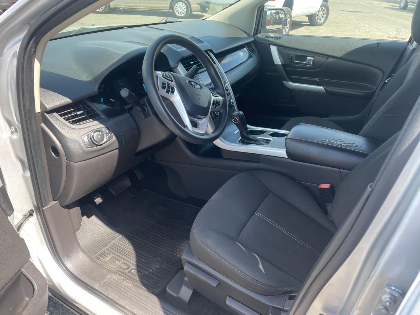 2014 Ingot Silver Metallic Ford Edge SE (2FMDK3GC1EB) with an 3.5L 3.5L V6 285hp 253ft. lbs. Sequential Multiport Fuel Injection engine, 6-Speed Shiftable Automatic transmission, located at 800 Riverside Ave, Roseville, CA, 95678, 916-773-4549 & Toll Free: 866-719-4393, 38.732265, -121.291039 - SE SERVICE RECORDS ON CLEAN CARFAX- Photo#11