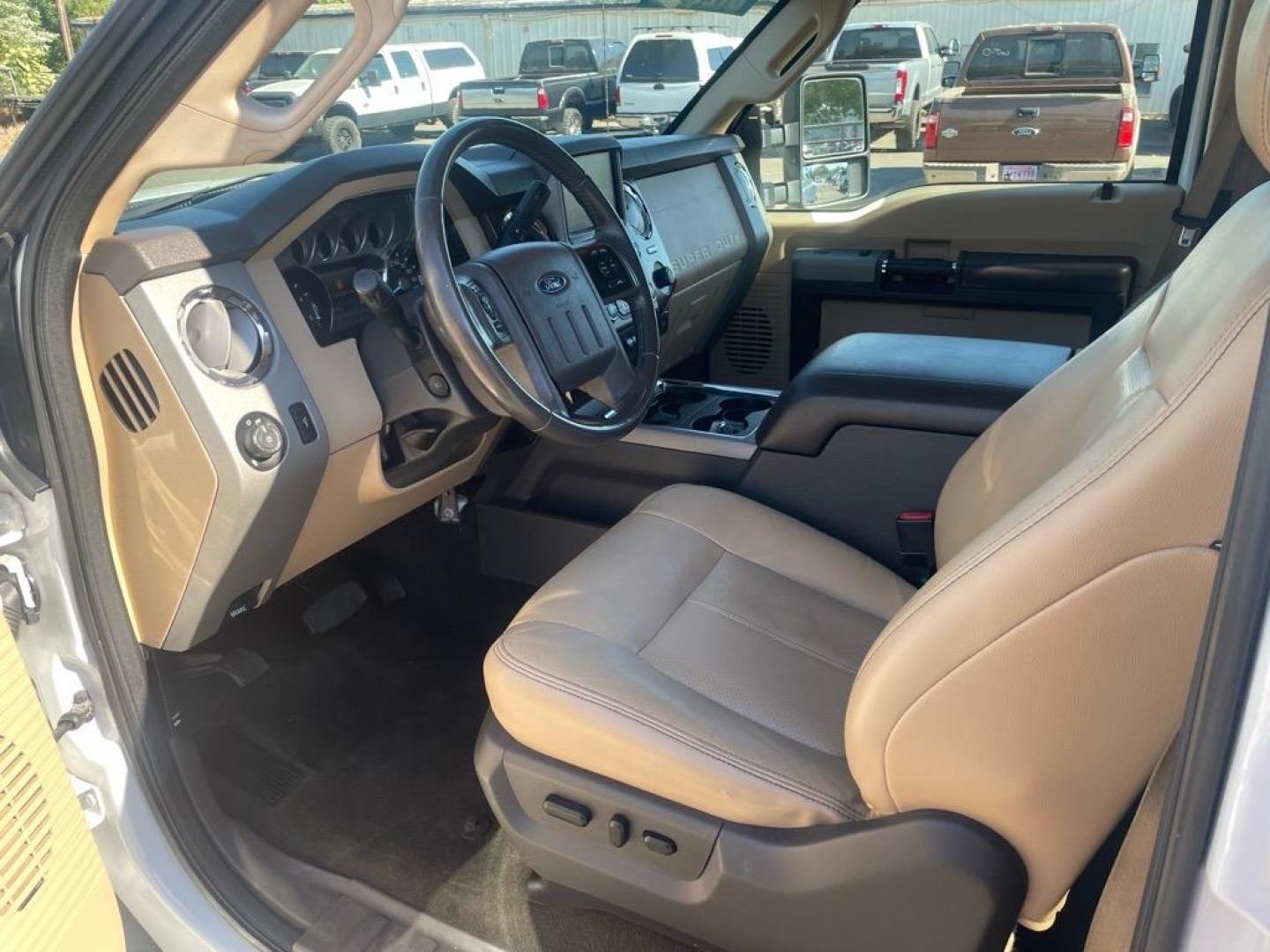 2014 Oxford White Ford F-350 Super Duty Lariat (1FT8W3CT8EE) with an 6.7L Power Stroke 6.7L Biodiesel Turbo V8 400hp 800ft. lbs. Common Rail Direct Injection engine, 6-Speed Shiftable Automatic transmission, located at 800 Riverside Ave, Roseville, CA, 95678, 916-773-4549 & Toll Free: 866-719-4393, 38.732265, -121.291039 - DIESEL CREW CAB DUALLY LARIAT SERVICE RECORDS ON CLEAN CARFAX - Photo#10