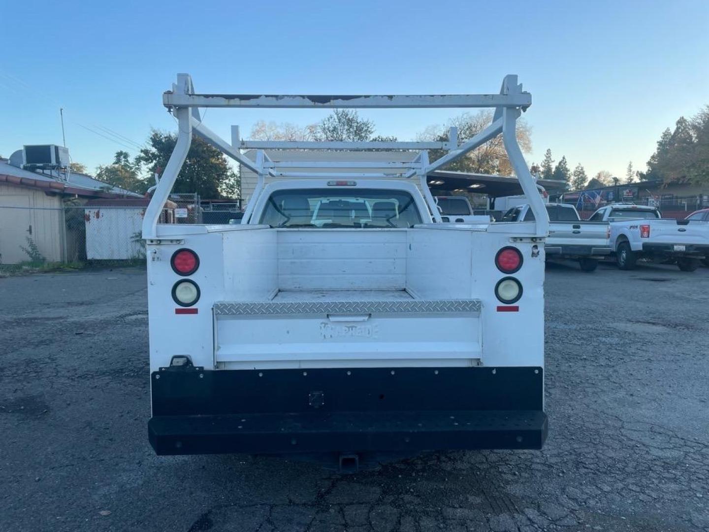 2014 Oxford White Ford F-350 Super Duty XL (1FDRF3A68EE) with an 6.2L 6.2L Flex Fuel V8 385hp 405ft. lbs. Sequential Electronic Fuel Injection engine, 6-Speed Shiftable Automatic transmission, located at 800 Riverside Ave, Roseville, CA, 95678, 916-773-4549 & Toll Free: 866-719-4393, 38.732265, -121.291039 - UTILITY BED SERVICE RECORDS - Photo#3