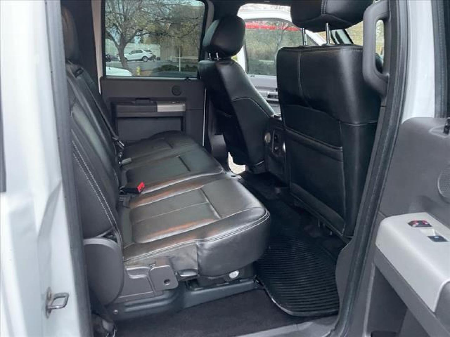 2014 Oxford White Ford F-350 Super Duty Lariat (1FT8W3BT3EE) with an 6.7L Power Stroke 6.7L Biodiesel Turbo V8 400hp 800ft. lbs. Common Rail Direct Injection engine, 6-Speed Shiftable Automatic transmission, located at 800 Riverside Ave, Roseville, CA, 95678, 916-773-4549 & Toll Free: 866-719-4393, 38.732265, -121.291039 - DIESEL CREW CAB 4X4 FX4 LARIAT ONE OWNER OIL SERVICE RECORDS REGULARLY CHANGED ONE OWNER MOON ROOF - Photo#16