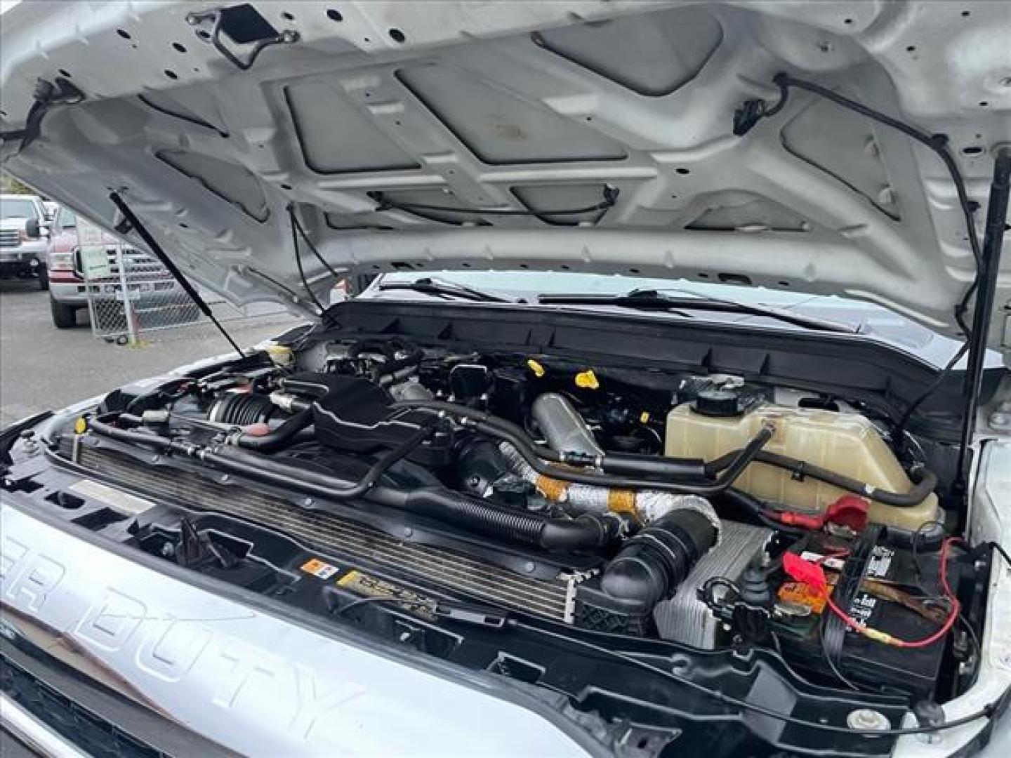 2014 Oxford White Ford F-350 Super Duty Lariat (1FT8W3BT3EE) with an 6.7L Power Stroke 6.7L Biodiesel Turbo V8 400hp 800ft. lbs. Common Rail Direct Injection engine, 6-Speed Shiftable Automatic transmission, located at 800 Riverside Ave, Roseville, CA, 95678, 916-773-4549 & Toll Free: 866-719-4393, 38.732265, -121.291039 - DIESEL CREW CAB 4X4 FX4 LARIAT ONE OWNER OIL SERVICE RECORDS REGULARLY CHANGED ONE OWNER MOON ROOF - Photo#17