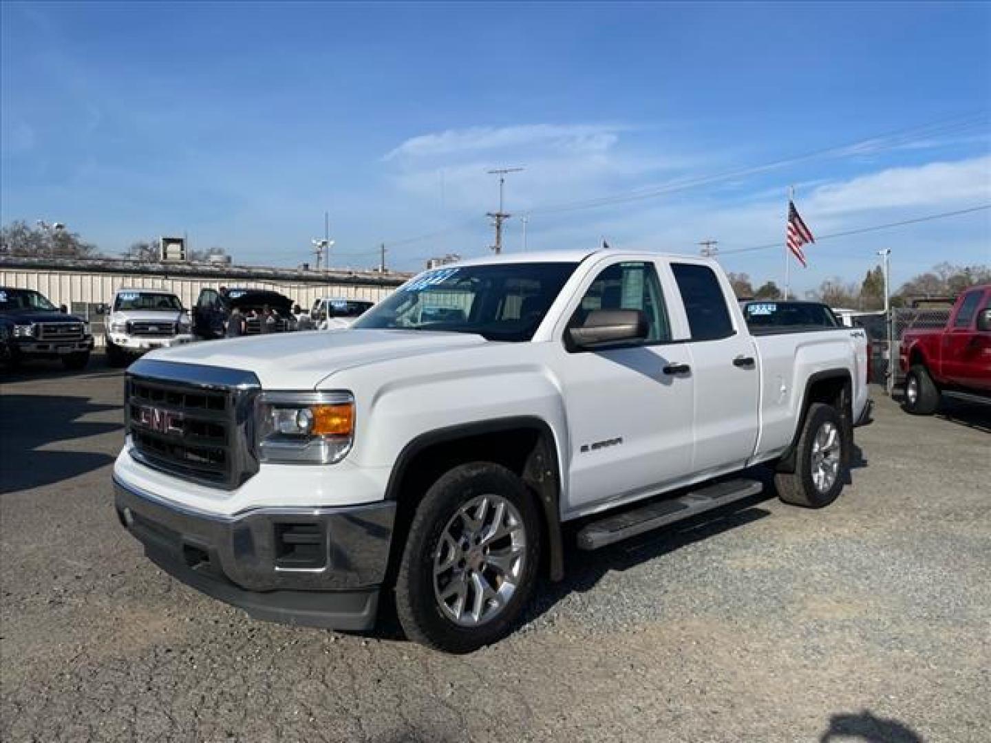 2014 Summit White GMC Sierra 1500 Base (1GTV2TEC4EZ) with an 5.3L EcoTec3 5.3L Flex Fuel V8 355hp 383ft. lbs. Direct Injection engine, 6-Speed Shiftable Automatic w/Overdrive transmission, located at 800 Riverside Ave, Roseville, CA, 95678, 916-773-4549 & Toll Free: 866-719-4393, 38.732265, -121.291039 - 4X4 DOUBLE CAB LOW MILES CLEAN CARFAX - Photo#0