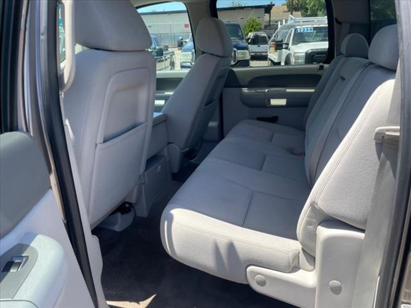 2014 Light Autumnwood Metallic GMC Sierra 2500HD SLE (1GT120C8XEF) with an 6.6L Duramax 6.6L Diesel Turbo V8 397hp 765ft. lbs. Common Rail Direct Injection engine, Allison 1000 6-Speed Shiftable Automatic transmission, located at 800 Riverside Ave, Roseville, CA, 95678, 916-773-4549 & Toll Free: 866-719-4393, 38.732265, -121.291039 - DURAMAX DIESEL CREW CAB 4X4 SLE ALLISON TRANSMISSION - Photo#13