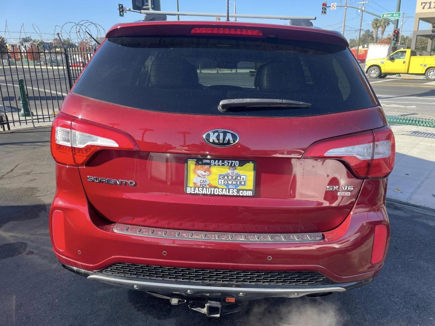 2014 Kia Sorento SX V6 FWD (5XYKW4A77EG) with an 3.3L V6 DOHC 24V engine, 6-Speed Automatic transmission, located at 744 E Miner Ave, Stockton, CA, 95202, (209) 944-5770, 37.956863, -121.282082 - PLUS TAXES AND FEES - Photo#12