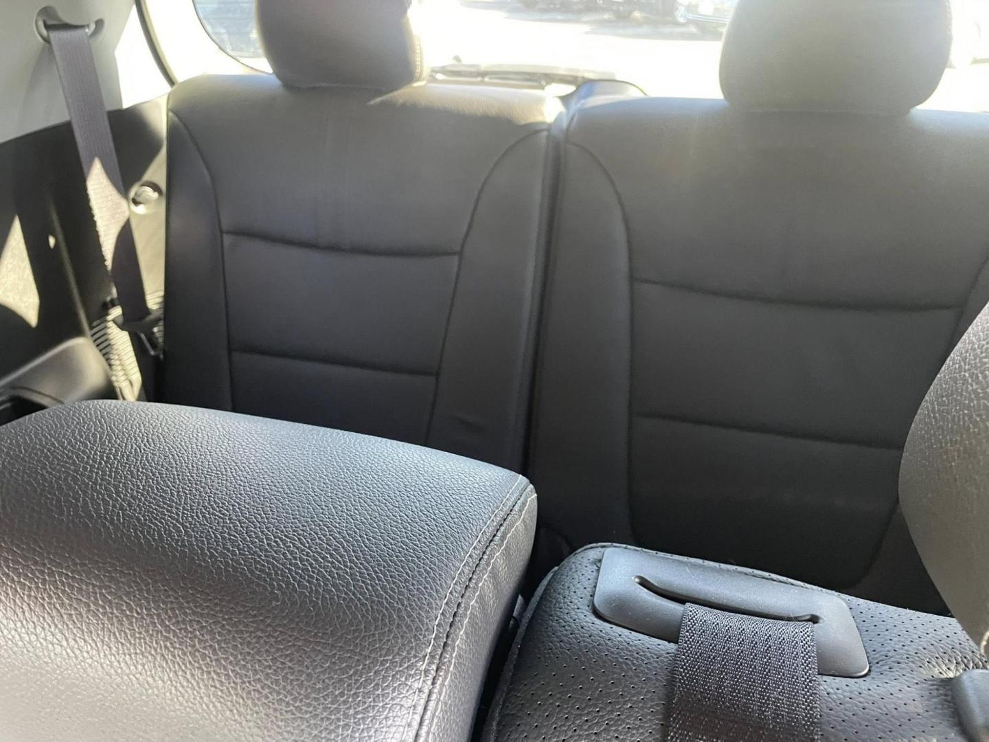 2014 Kia Sorento SX V6 FWD (5XYKW4A77EG) with an 3.3L V6 DOHC 24V engine, 6-Speed Automatic transmission, located at 744 E Miner Ave, Stockton, CA, 95202, (209) 944-5770, 37.956863, -121.282082 - PLUS TAXES AND FEES - Photo#8