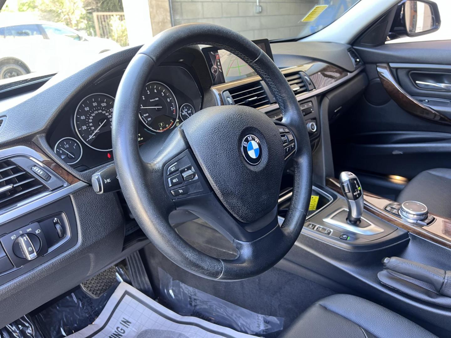 2015 BLACK /Black BMW 3-Series 320i Sedan (WBA3B1G59FN) with an 2.0L L4 DOHC 16V engine, 8-Speed Automatic transmission, located at 30 S. Berkeley Avenue, Pasadena, CA, 91107, (626) 248-7567, 34.145447, -118.109398 - 2015 BMW 328 for Sale at Crown City Motors – Affordable Financing for Bad Credit! Searching for a dependable and stylish used car in Pasadena, CA? Look no further than Crown City Motors, located at 30 S Berkeley Ave, Pasadena, CA 91107! We’re excited to offer this 2015 BMW 328 (VIN: WBA3B1G59FN - Photo#23