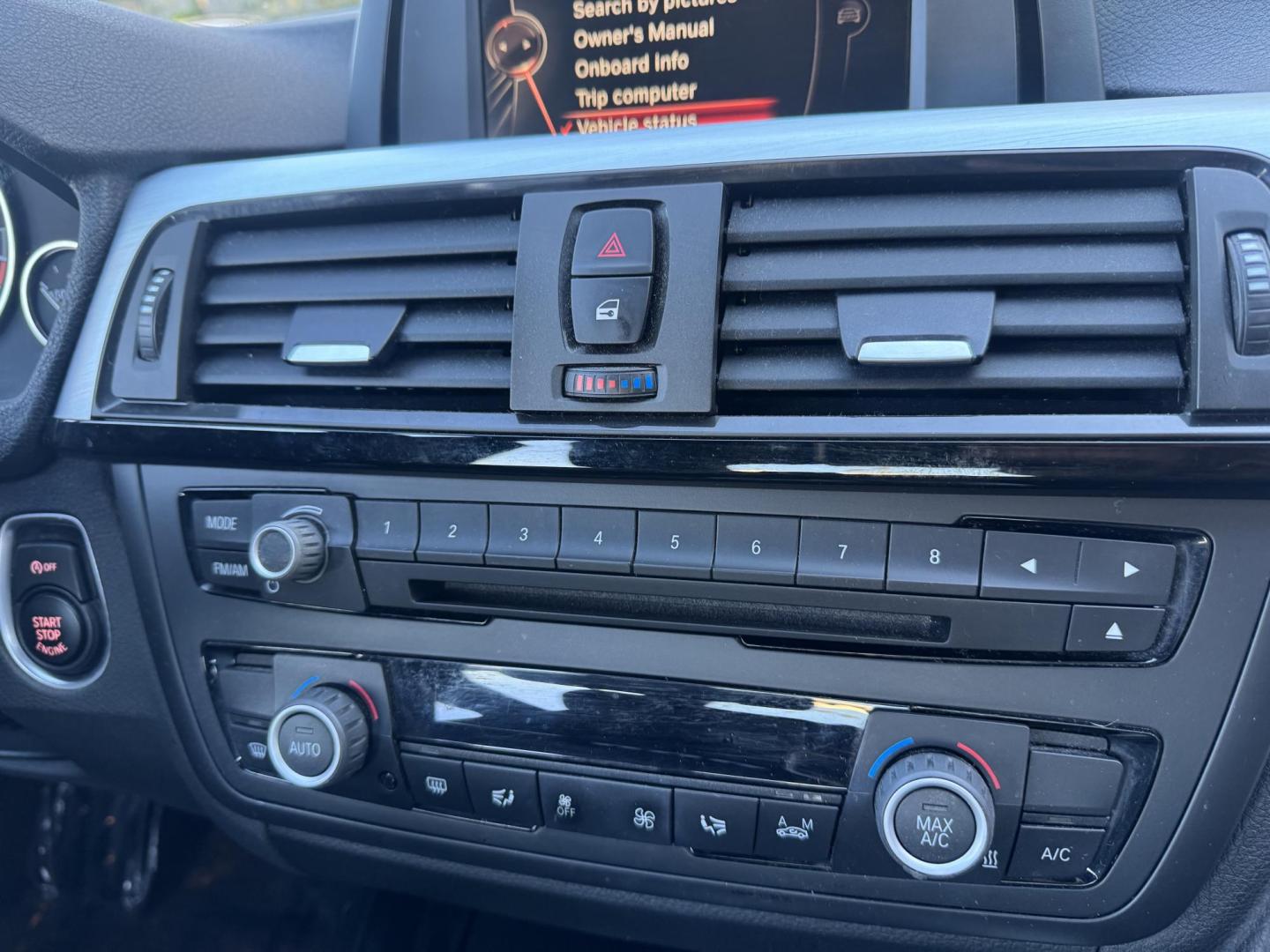 2015 BLACK /Black BMW 3-Series 320i Sedan (WBA3B1C56FK) with an 2.0L L4 DOHC 16V engine, 8-Speed Automatic transmission, located at 30 S. Berkeley Avenue, Pasadena, CA, 91107, (626) 248-7567, 34.145447, -118.109398 - For sale at Crown City Motors, 30 S Berkeley Ave, Pasadena, CA 91107: a sleek and sophisticated 2015 BMW 320i, loaded with premium features for an exceptional driving experience. This compact luxury sedan is equipped with navigation, a moonroof, a backup camera, and the coveted Premium Package, maki - Photo#28