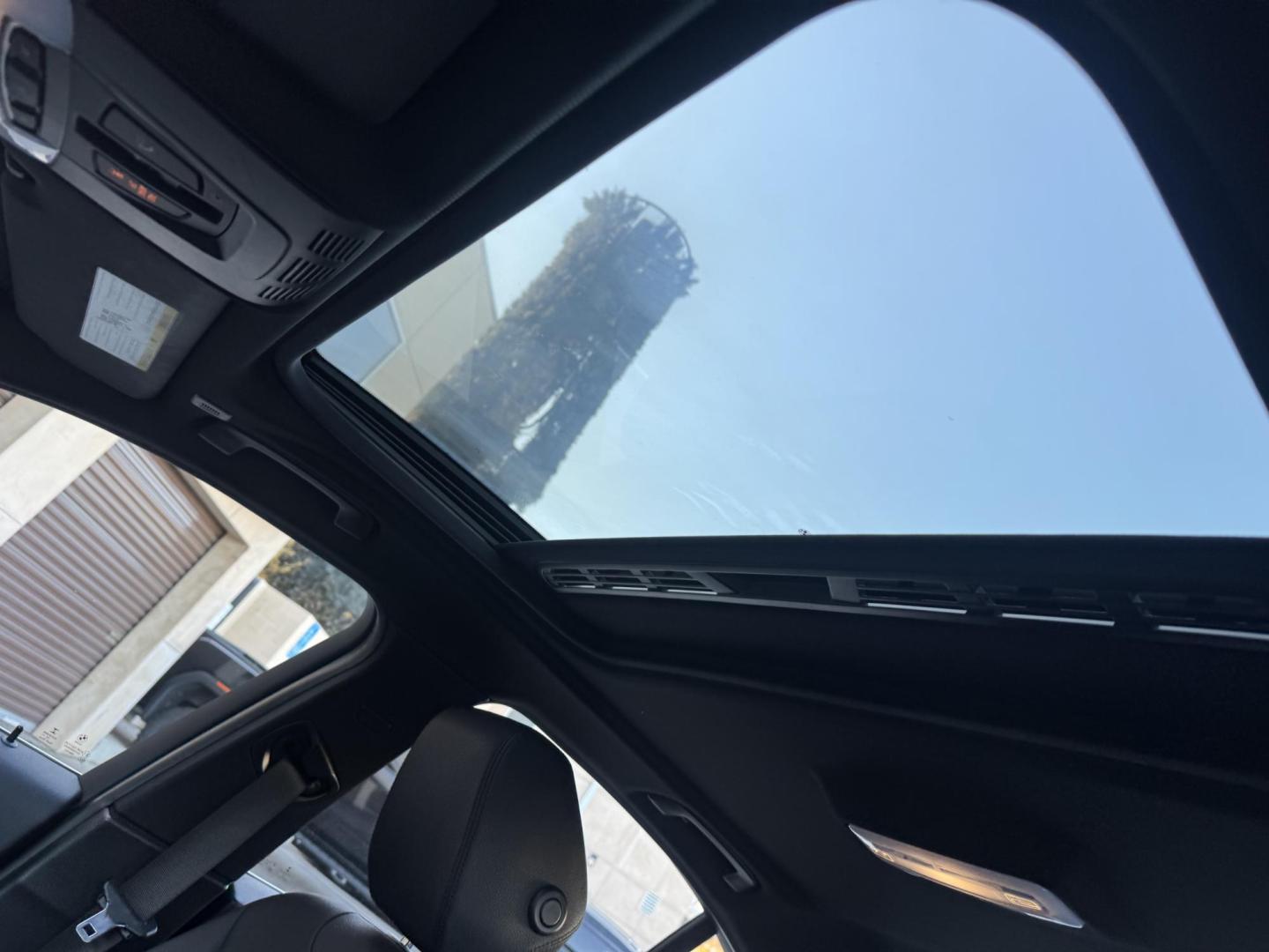 2015 BLACK /Black BMW 3-Series 320i Sedan (WBA3B1C56FK) with an 2.0L L4 DOHC 16V engine, 8-Speed Automatic transmission, located at 30 S. Berkeley Avenue, Pasadena, CA, 91107, (626) 248-7567, 34.145447, -118.109398 - For sale at Crown City Motors, 30 S Berkeley Ave, Pasadena, CA 91107: a sleek and sophisticated 2015 BMW 320i, loaded with premium features for an exceptional driving experience. This compact luxury sedan is equipped with navigation, a moonroof, a backup camera, and the coveted Premium Package, maki - Photo#36