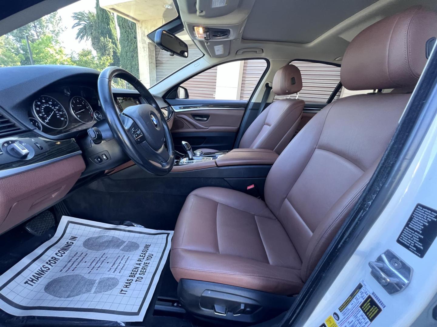 2015 WHITE /Black BMW 5-Series Leather (WBA5A7C54FG) with an 4 Cylinder engine, Automatic transmission, located at 30 S. Berkeley Avenue, Pasadena, CA, 91107, (626) 248-7567, 34.145447, -118.109398 - The 2015 BMW 528i xDrive stands as a beacon of luxury, performance, and advanced technology, embodying the pinnacle of German engineering. With only 72,430 miles, this well-maintained vehicle offers a remarkable driving experience that combines comfort, style, and reliability. Whether you have an im - Photo#11