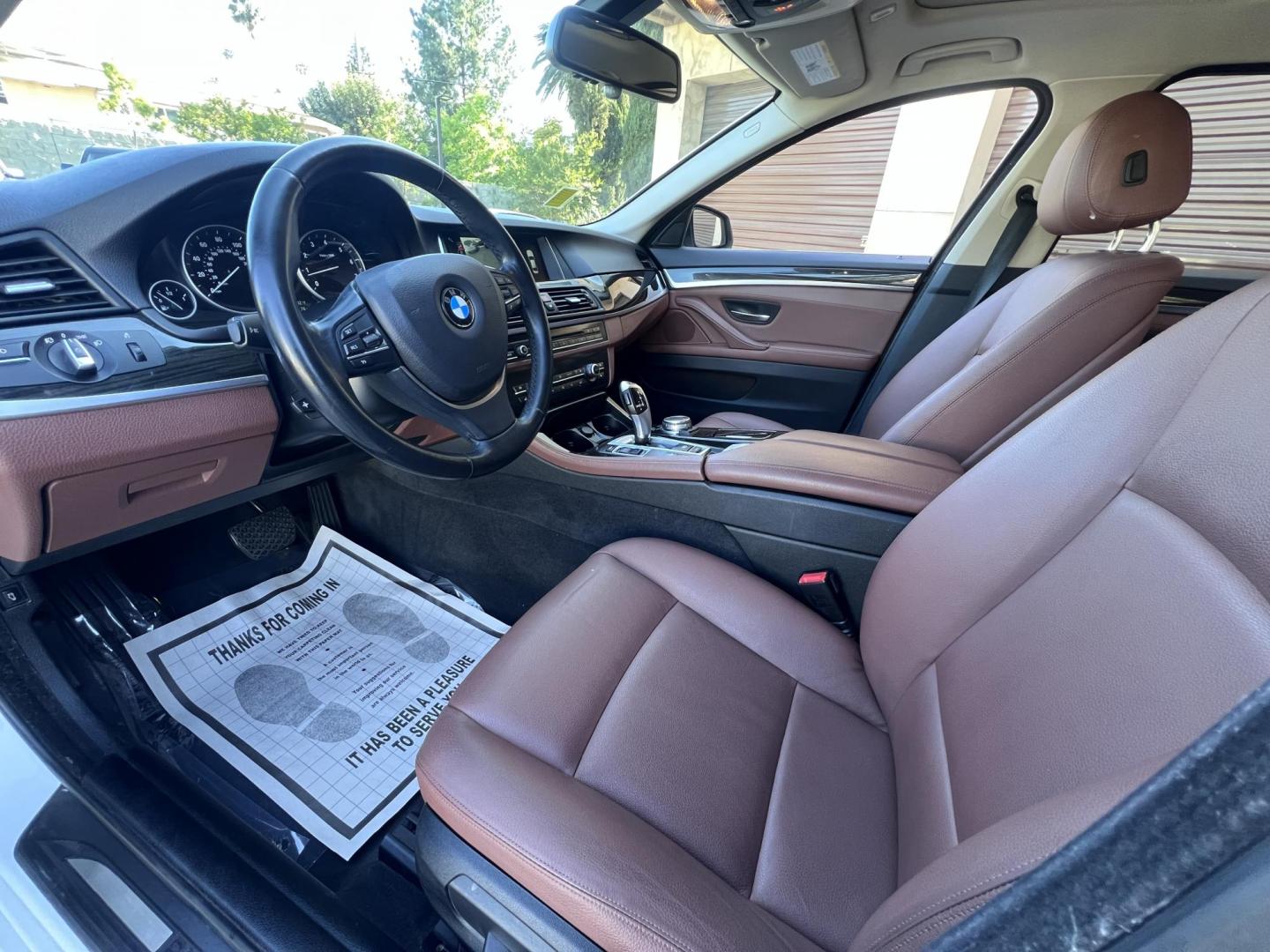 2015 WHITE /Black BMW 5-Series Leather (WBA5A7C54FG) with an 4 Cylinder engine, Automatic transmission, located at 30 S. Berkeley Avenue, Pasadena, CA, 91107, (626) 248-7567, 34.145447, -118.109398 - The 2015 BMW 528i xDrive stands as a beacon of luxury, performance, and advanced technology, embodying the pinnacle of German engineering. With only 72,430 miles, this well-maintained vehicle offers a remarkable driving experience that combines comfort, style, and reliability. Whether you have an im - Photo#12