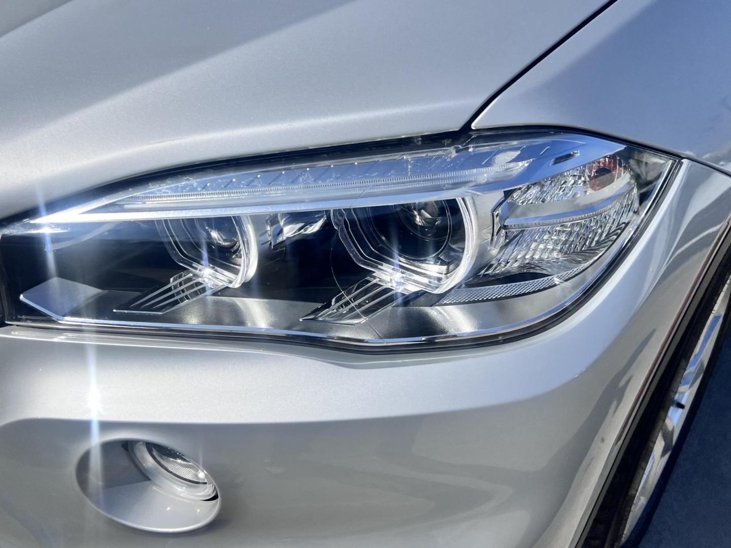 2015 Silver Metallic /black BMW X5 sDrive35i (5UXKR2C55F0) with an 3.0L L6 DOHC 24V engine, 8-Speed Automatic transmission, located at 30 S. Berkeley Avenue, Pasadena, CA, 91107, (626) 248-7567, 34.145447, -118.109398 - Crown City Motors is a used “Buy Here Pay Here” car dealer in Pasadena CA. “Buy Here Pay Here” financing, means that when you purchase your vehicle from our dealership, that you make the payments to the dealership as well. We do not need the banks approval to get you approved for a used auto - Photo#9