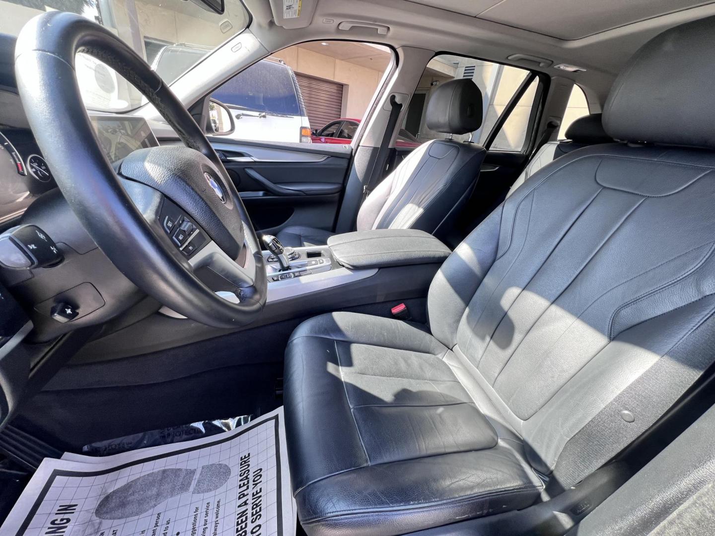 2015 Silver Metallic /black BMW X5 sDrive35i (5UXKR2C55F0) with an 3.0L L6 DOHC 24V engine, 8-Speed Automatic transmission, located at 30 S. Berkeley Avenue, Pasadena, CA, 91107, (626) 248-7567, 34.145447, -118.109398 - Crown City Motors is a used “Buy Here Pay Here” car dealer in Pasadena CA. “Buy Here Pay Here” financing, means that when you purchase your vehicle from our dealership, that you make the payments to the dealership as well. We do not need the banks approval to get you approved for a used auto - Photo#18