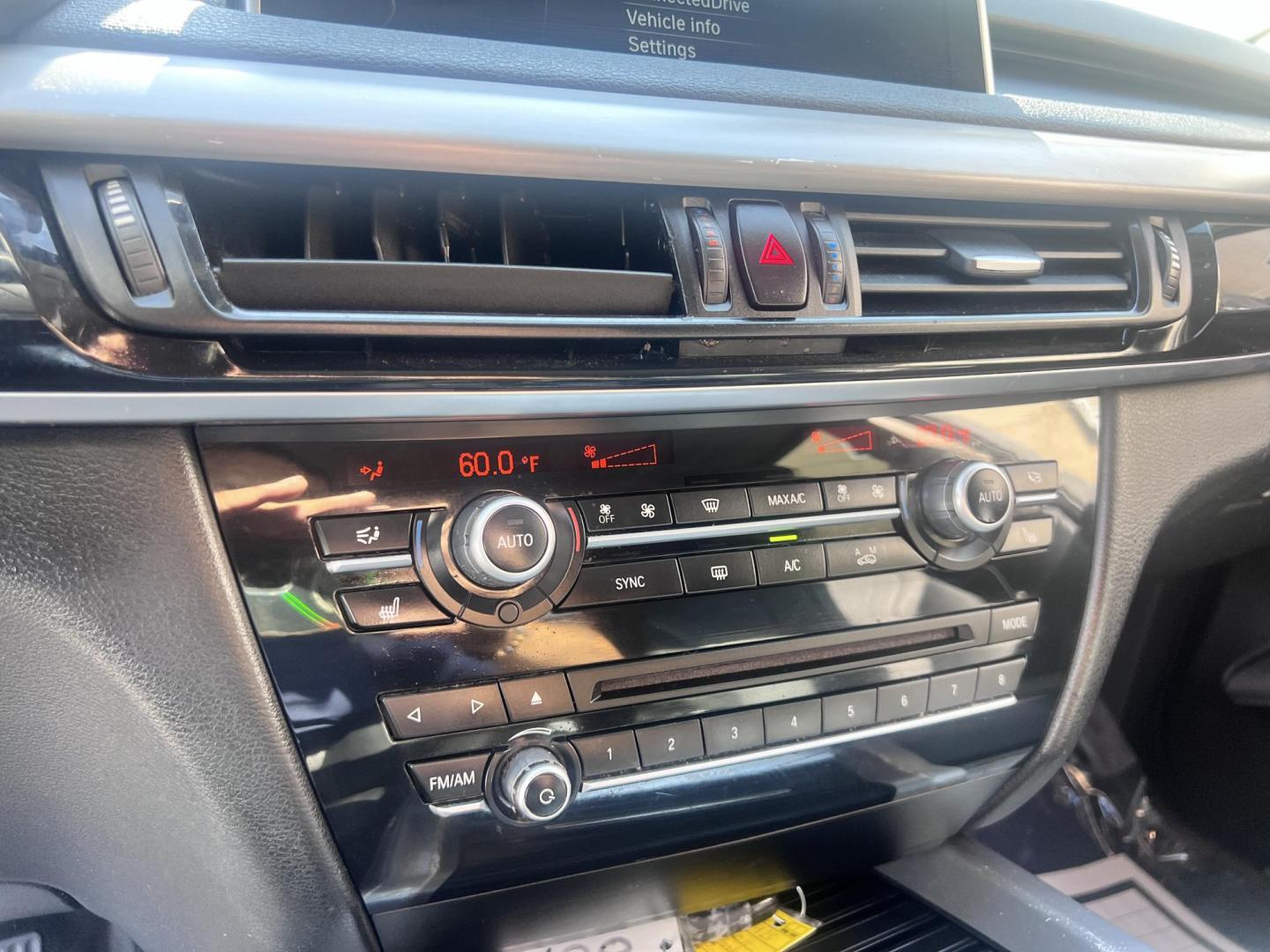 2015 Silver Metallic /black BMW X5 sDrive35i (5UXKR2C55F0) with an 3.0L L6 DOHC 24V engine, 8-Speed Automatic transmission, located at 30 S. Berkeley Avenue, Pasadena, CA, 91107, (626) 248-7567, 34.145447, -118.109398 - Crown City Motors is a used “Buy Here Pay Here” car dealer in Pasadena CA. “Buy Here Pay Here” financing, means that when you purchase your vehicle from our dealership, that you make the payments to the dealership as well. We do not need the banks approval to get you approved for a used auto - Photo#27