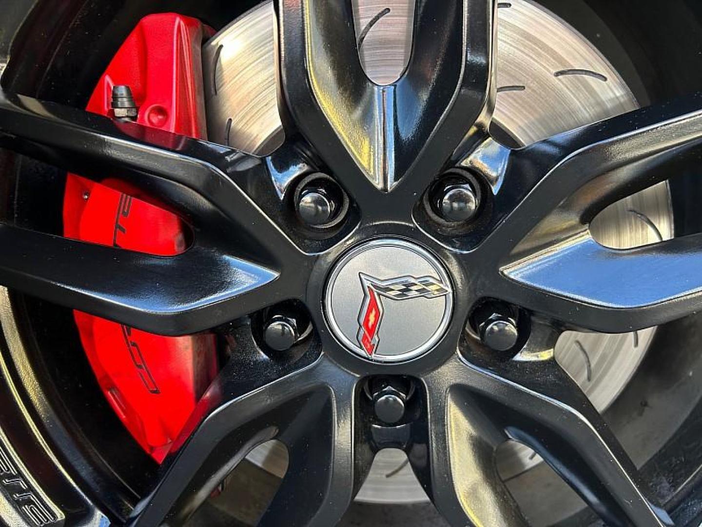 2015 BLUE Chevrolet Corvette (1G1YM2D78F5) with an V8 6.2 Liter engine, Automatic transmission, located at 412 Auto Vista Drive, Palmdale, 93551, (661) 945-0620, 34.592636, -118.136681 - Photo#15