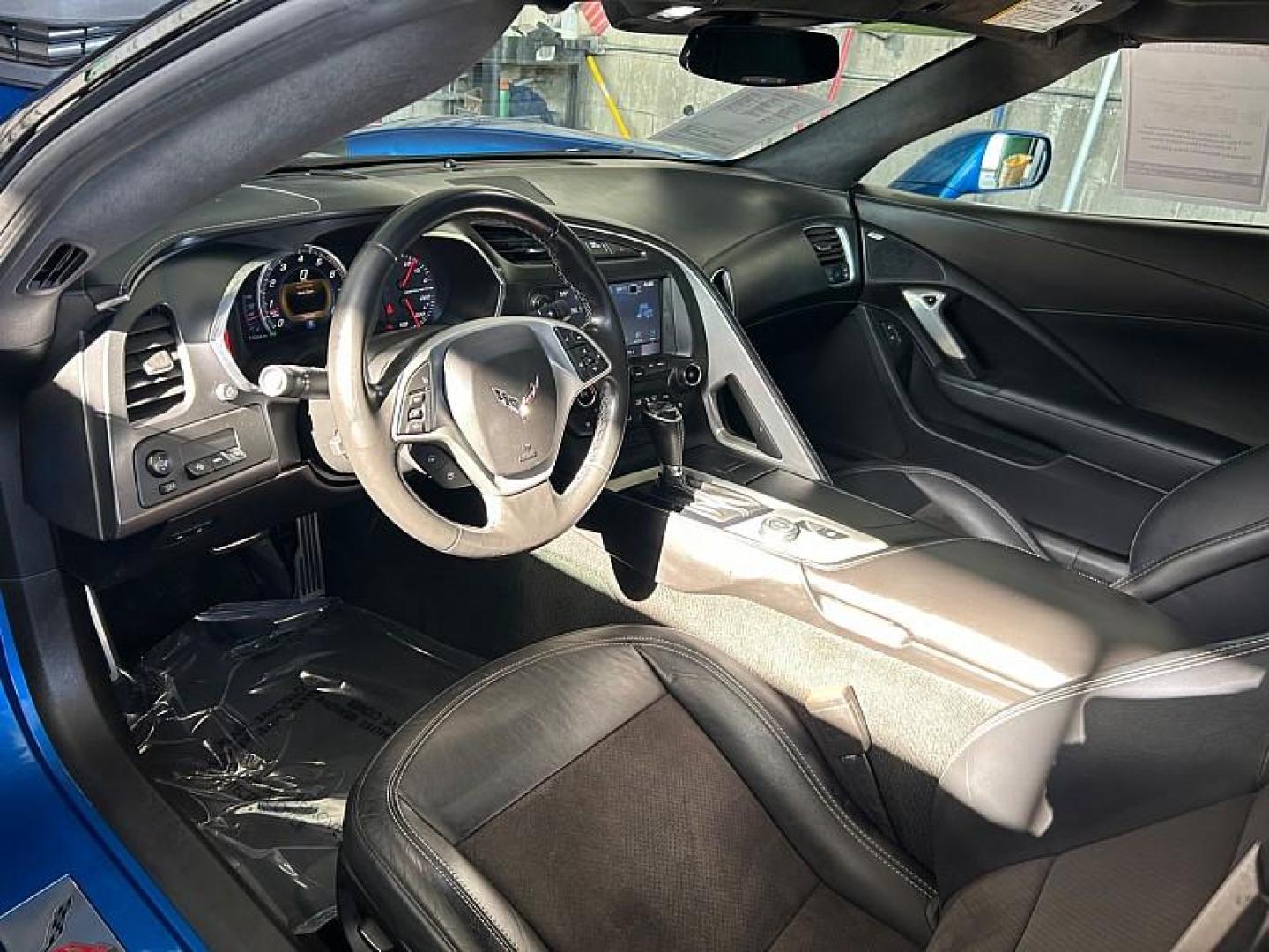 2015 BLUE Chevrolet Corvette (1G1YM2D78F5) with an V8 6.2 Liter engine, Automatic transmission, located at 412 Auto Vista Drive, Palmdale, 93551, (661) 945-0620, 34.592636, -118.136681 - Photo#17