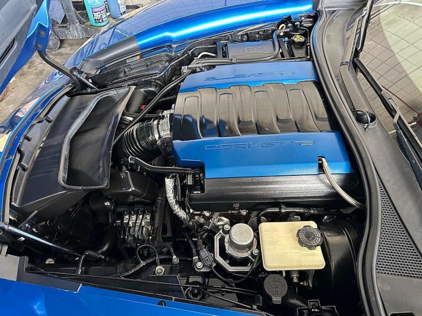 2015 BLUE Chevrolet Corvette (1G1YM2D78F5) with an V8 6.2 Liter engine, Automatic transmission, located at 412 Auto Vista Drive, Palmdale, 93551, (661) 945-0620, 34.592636, -118.136681 - Photo#25