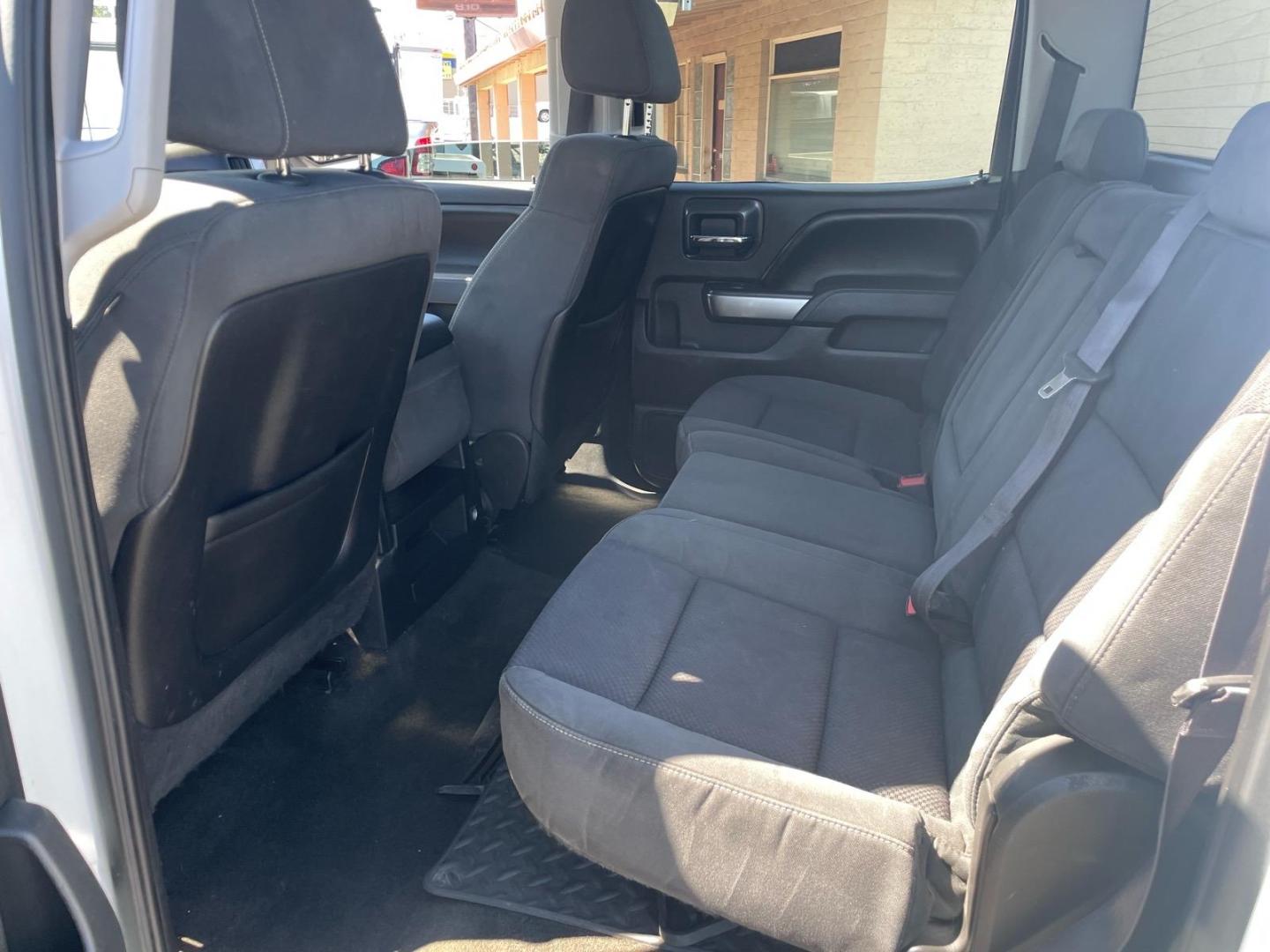 2015 Summit White Chevrolet Silverado 1500 LT (3GCUKREC8FG) with an 5.3L EcoTec3 5.3L V8 355hp 383ft. lbs. Direct Injection engine, 6-Speed Shiftable Automatic w/Overdrive transmission, located at 800 Riverside Ave, Roseville, CA, 95678, 916-773-4549 & Toll Free: 866-719-4393, 38.732265, -121.291039 - 4X4 CREW CAB LT SERVICE RECORDS ON CLEAN CARFAX- Photo#10