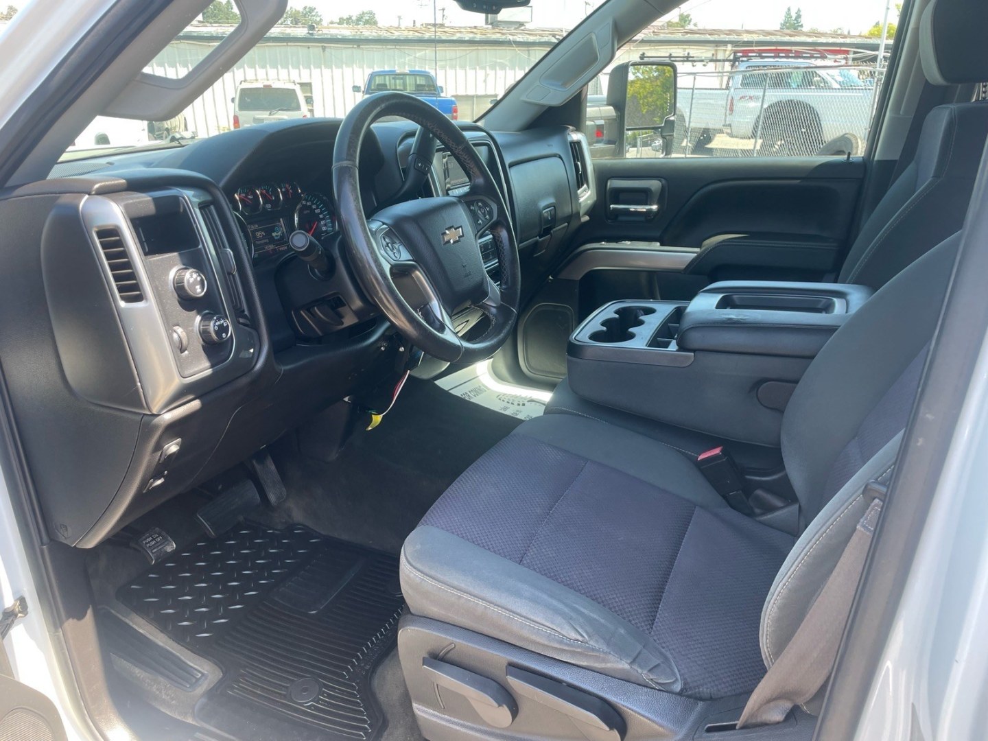 2015 Summit White Chevrolet Silverado 3500HD LT (1GB4KZE82FF) with an 6.6L Duramax 6.6L Diesel Turbo V8 397hp 765ft. lbs. Common Rail Direct Injection engine, Allison 1000 6-Speed Shiftable Automatic transmission, located at 800 Riverside Ave, Roseville, CA, 95678, 916-773-4549 & Toll Free: 866-719-4393, 38.732265, -121.291039 - DURAMAX DIESEL CREW CAB 4X4 LT UTILITY BED ALLISON TRANSMISSION ARB BUMPER WARN WINCH- Photo#11