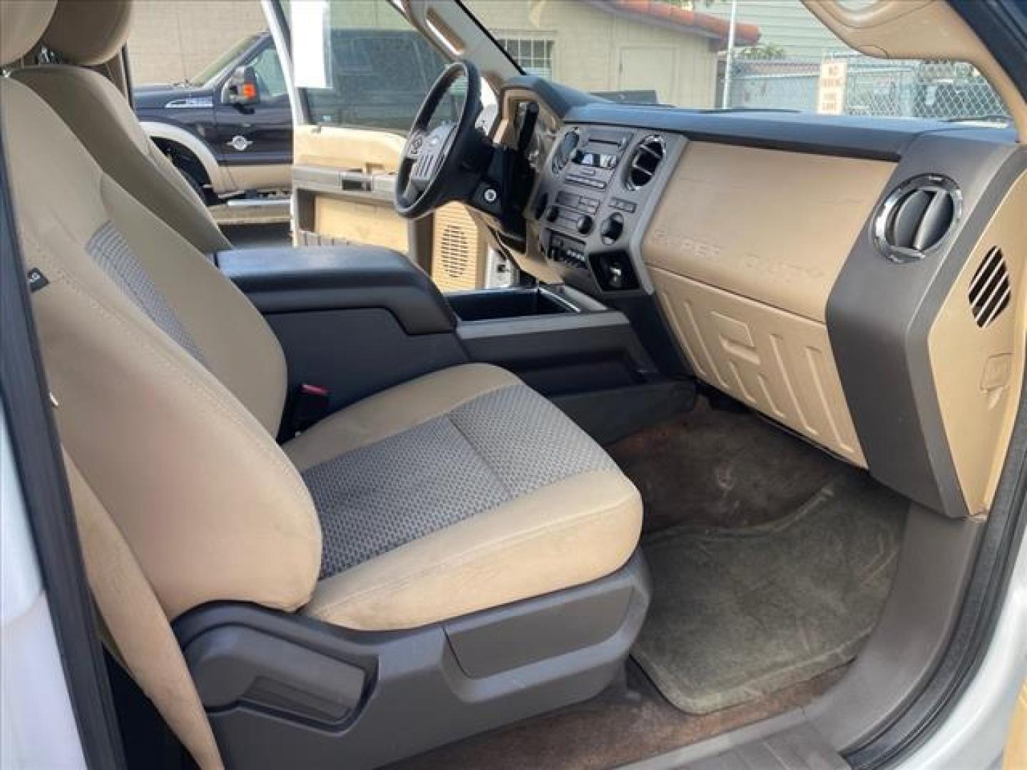 2015 Oxford White Ford F-250 Super Duty XLT (1FT7W2BTXFE) with an 6.7L Power Stroke 6.7L Biodies Common Rail Direct Injection engine, 6-Speed Shiftable Automatic transmission, located at 800 Riverside Ave, Roseville, CA, 95678, 916-773-4549 & Toll Free: 866-719-4393, 38.732265, -121.291039 - DIESEL CREW CAB 4X4 FX4 XLT CLEAN CARFAX - Photo#11