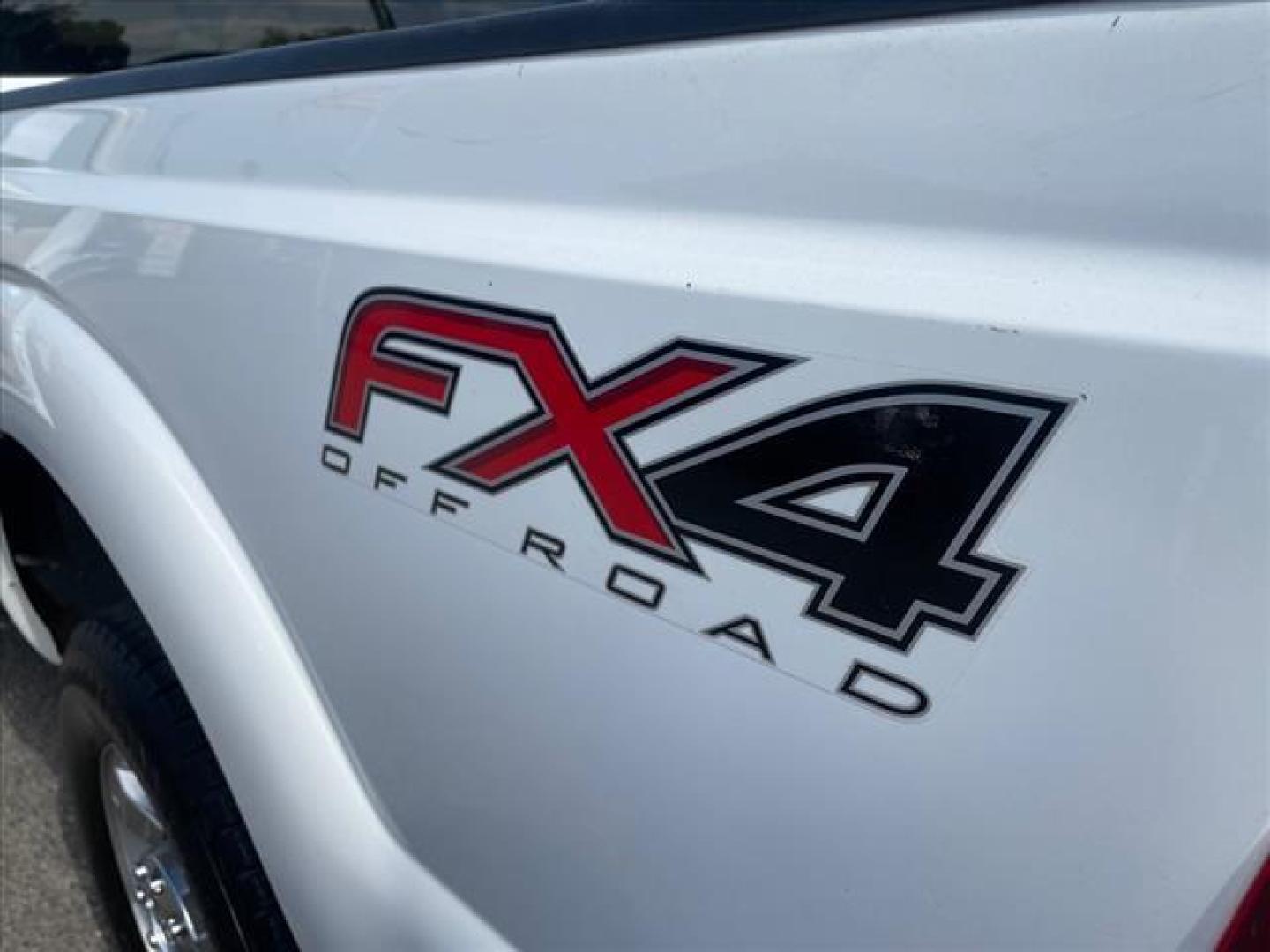 2015 Oxford White Ford F-250 Super Duty XLT (1FT7W2BTXFE) with an 6.7L Power Stroke 6.7L Biodies Common Rail Direct Injection engine, 6-Speed Shiftable Automatic transmission, located at 800 Riverside Ave, Roseville, CA, 95678, 916-773-4549 & Toll Free: 866-719-4393, 38.732265, -121.291039 - DIESEL CREW CAB 4X4 FX4 XLT CLEAN CARFAX - Photo#3