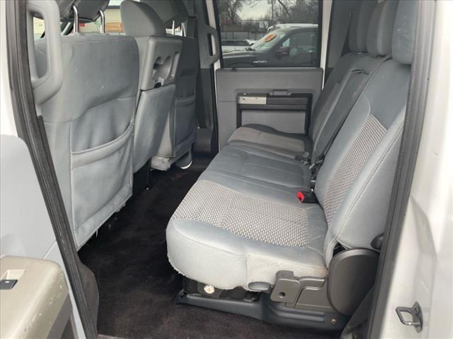 2015 Oxford White Ford F-350 Super Duty XLT (1FT8W3DT1FE) with an 6.7L Power Stroke 6.7L Biodiesel Turbo V8 440hp 860ft. lbs. Common Rail Direct Injection engine, 6-Speed Shiftable Automatic transmission, located at 800 Riverside Ave, Roseville, CA, 95678, 916-773-4549 & Toll Free: 866-719-4393, 38.732265, -121.291039 - DIESEL CREW CAB DUALLY 4X4 XLT CLEAN CARFAX - Photo#12