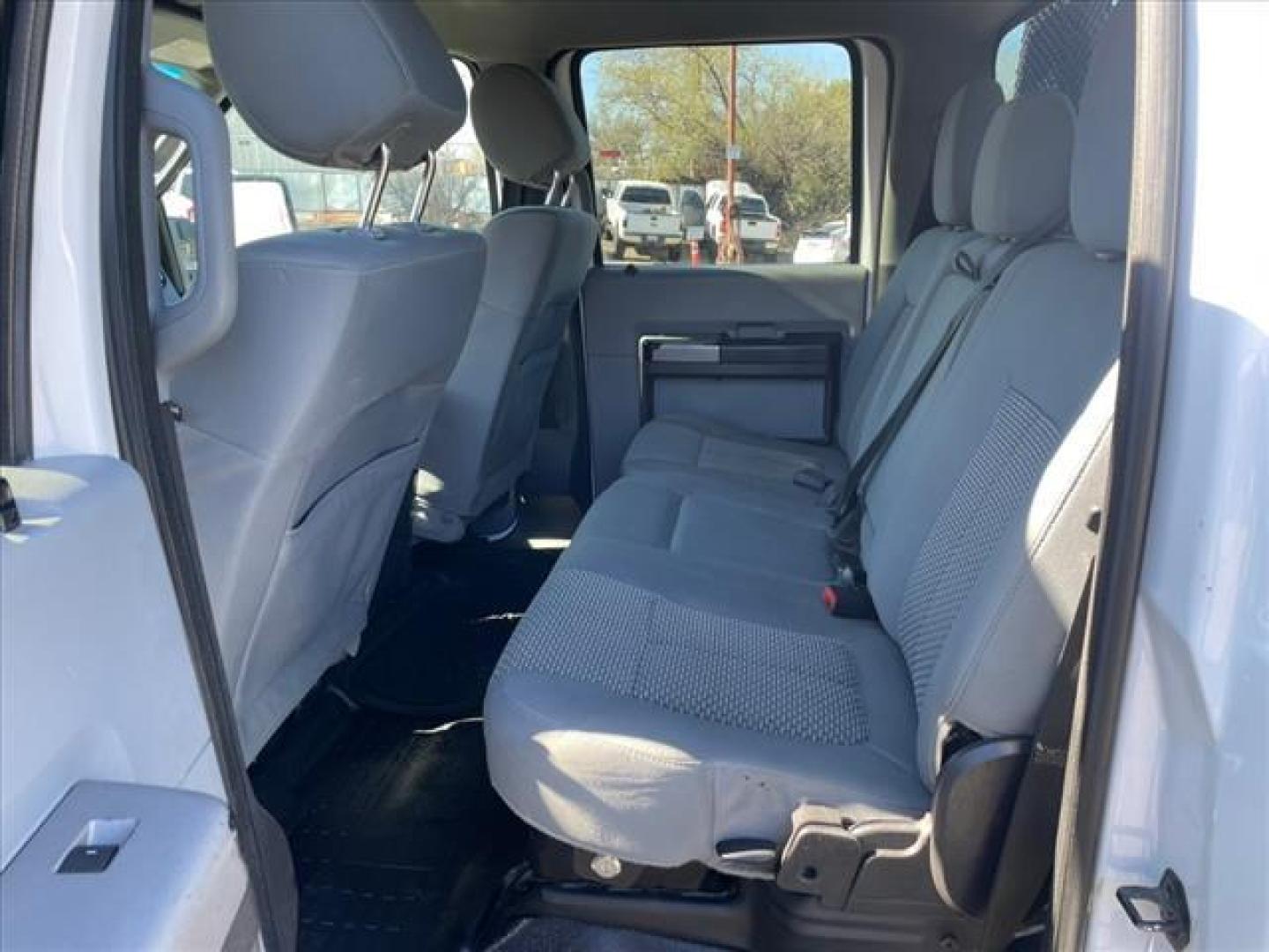 2015 Oxford White Ford F-350 Super Duty XLT (1FT8W3B62FE) with an 6.2L 6.2L Flex Fuel V8 316hp 397ft. lbs. Sequential Electronic Fuel Injection engine, 6-Speed Shiftable Automatic transmission, located at 800 Riverside Ave, Roseville, CA, 95678, 916-773-4549 & Toll Free: 866-719-4393, 38.732265, -121.291039 - 4X4 CREW CAB XLT FLATBED 8'X7' SERVICE RECORDS ON CLEAN CARFAX - Photo#14